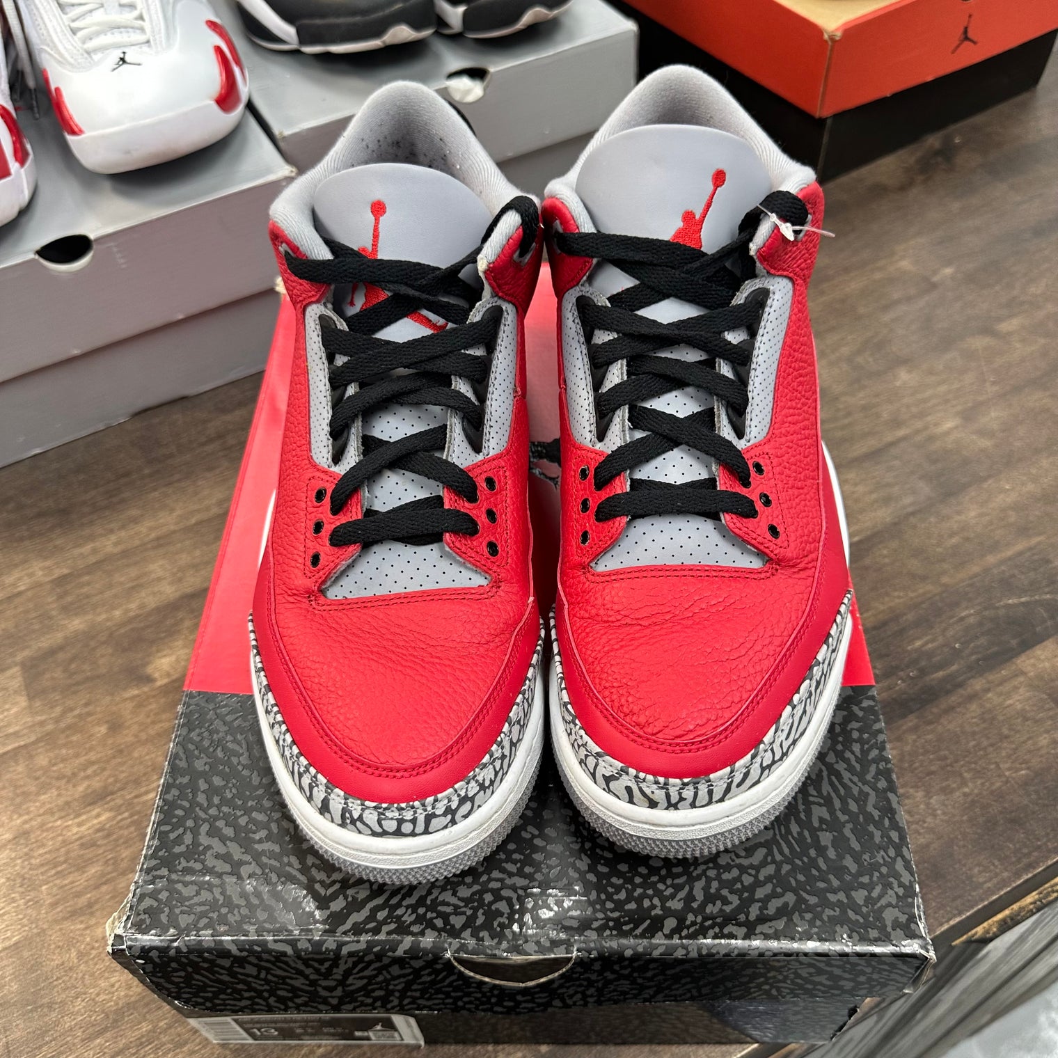 Unite Jordan 3 (USED)