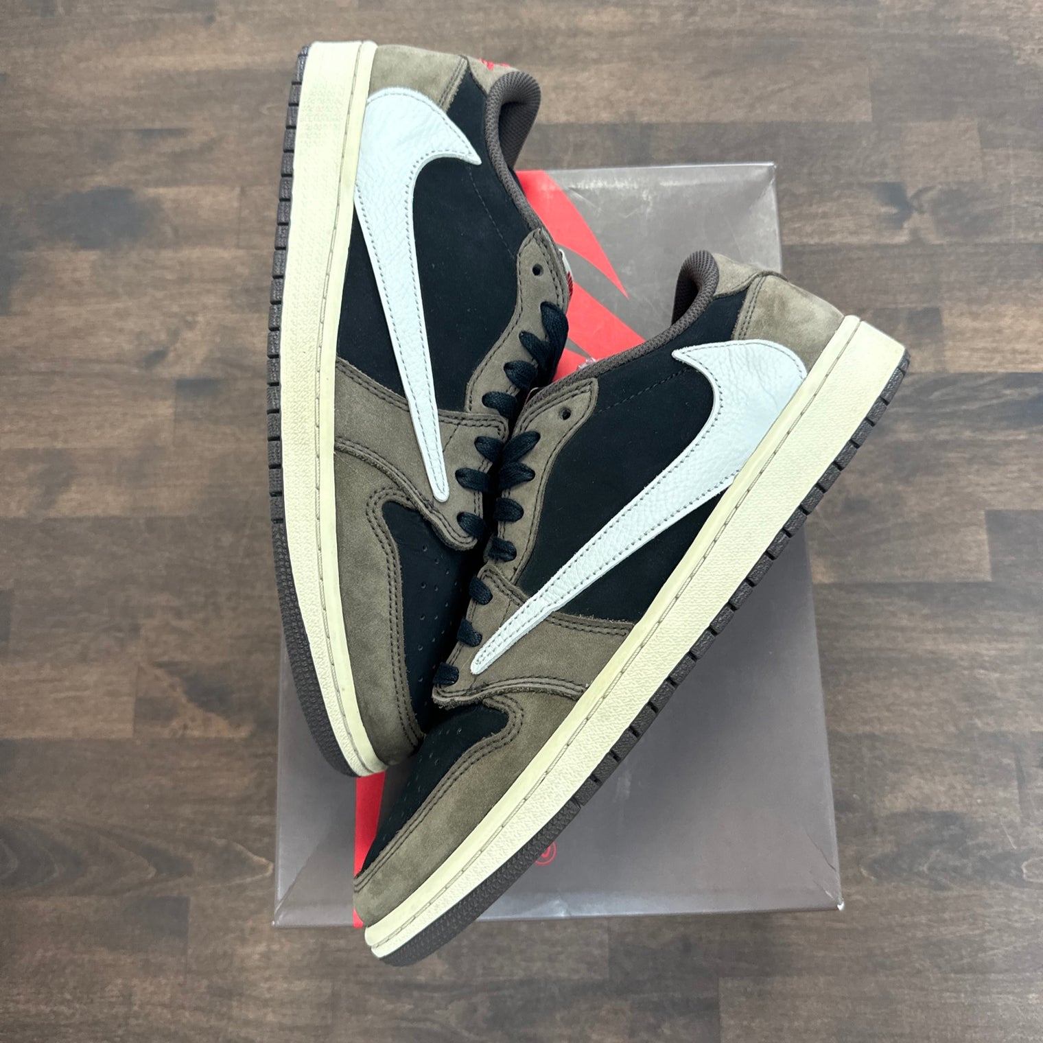 Travis Scott Mocha Jordan 1 Low (USED)