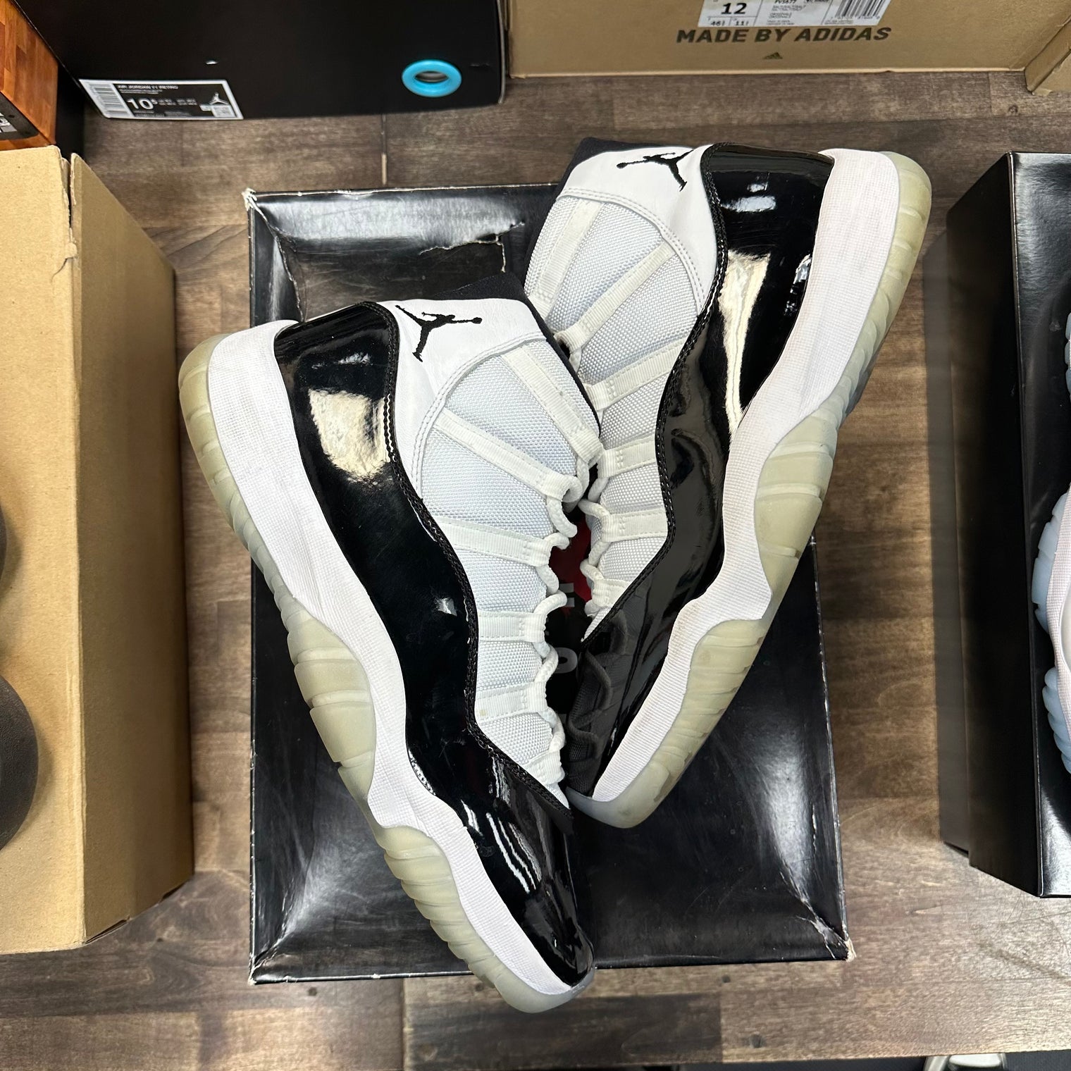 Jordan 11 Retro Concord (2018) (US 11.5) (USED)
