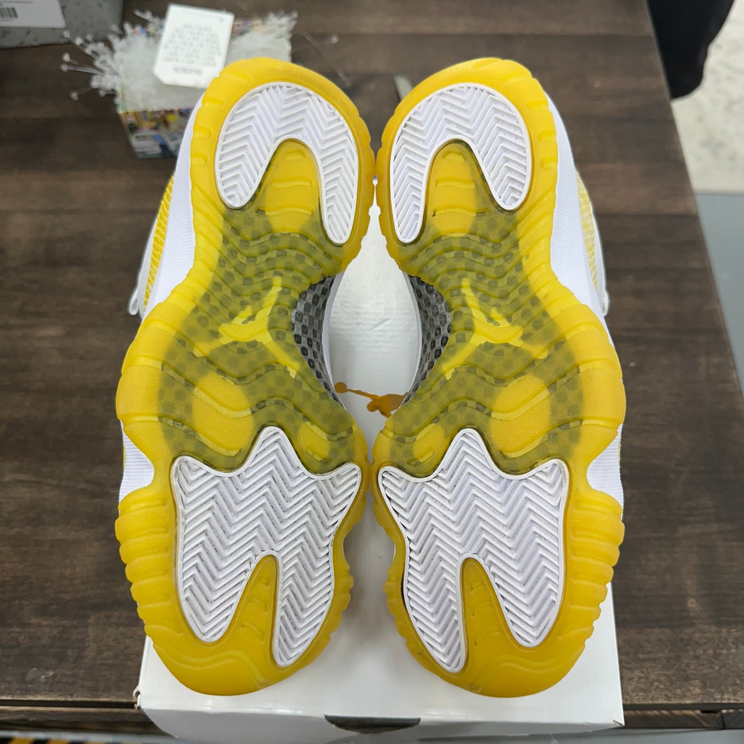 Yellow Snakeskin Jordan 11 Low (W) (USED)
