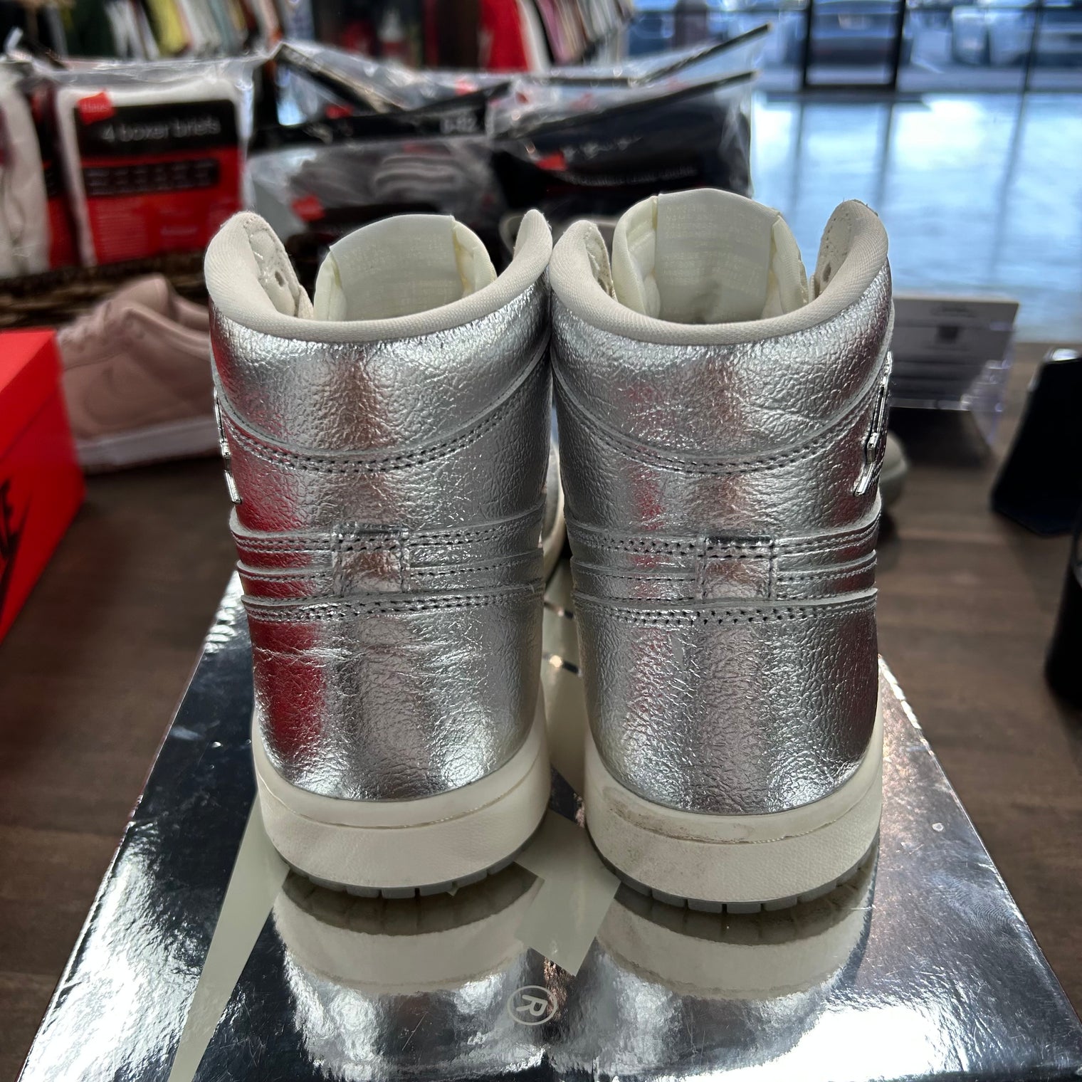 Chrome Jordan 1 Retro High OG (Women's) (USED)