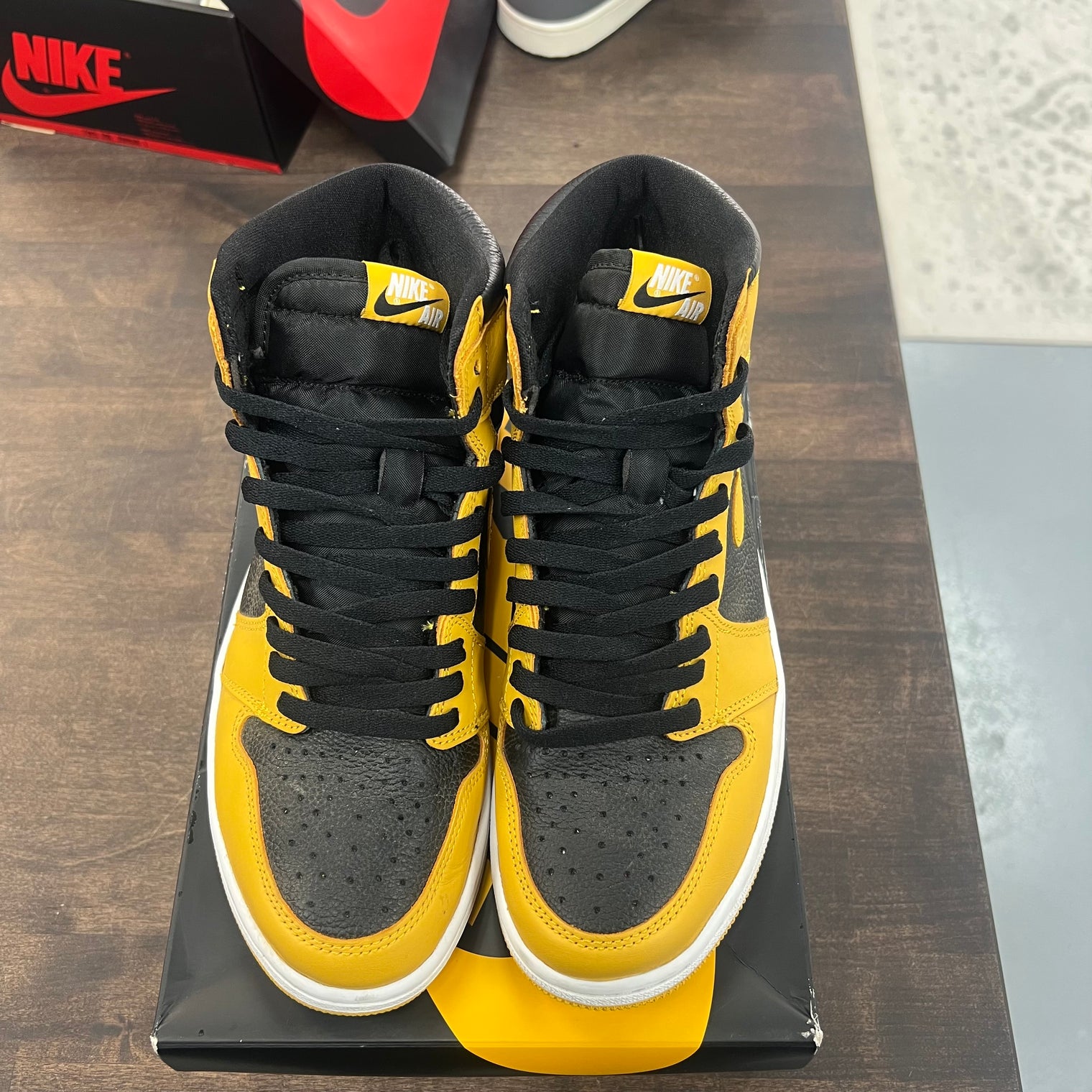 Pollen Jordan 1 High (USED)