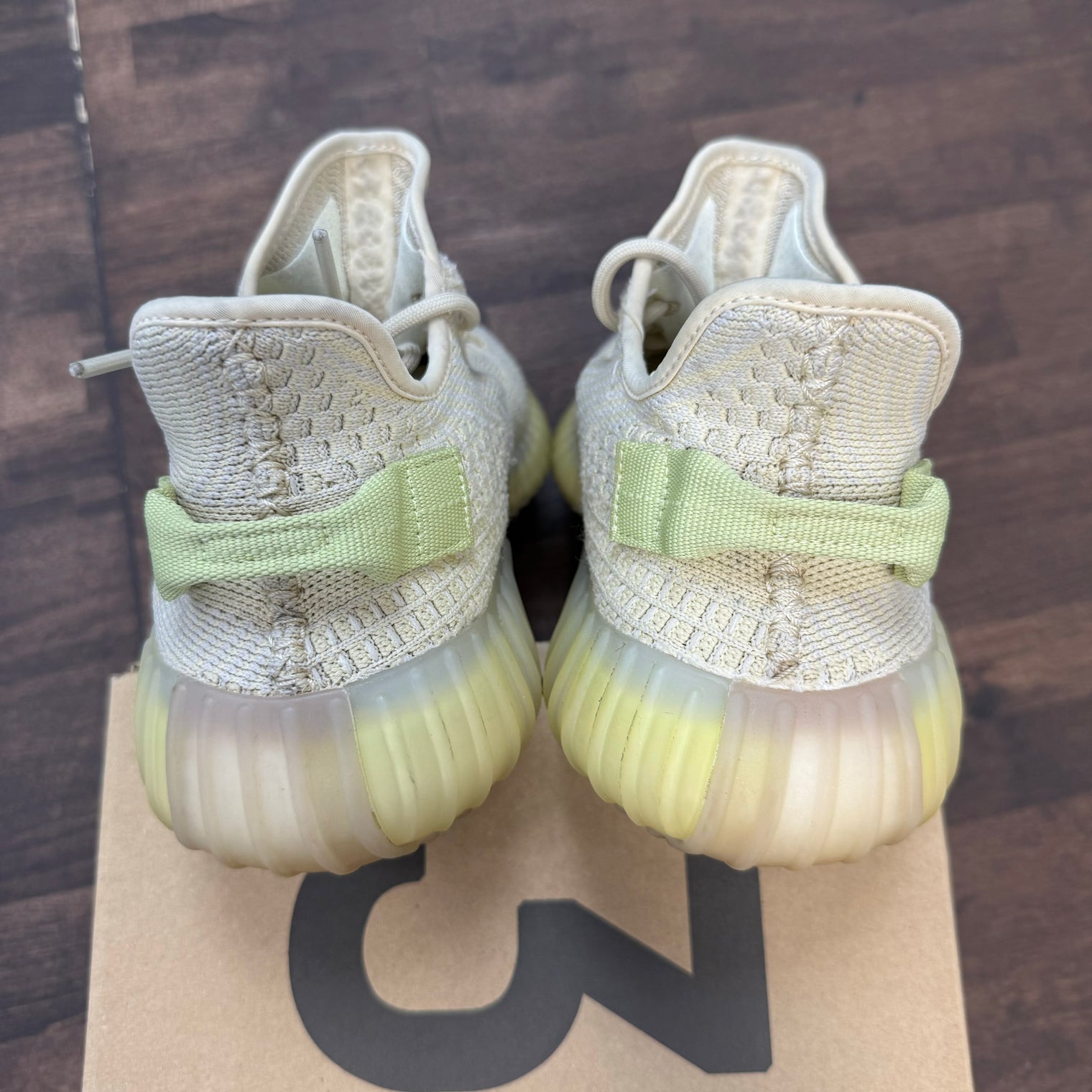 Flax Yeezy 350 (USED)