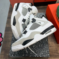Jordan 4 Retro Military Black (US 10.5) (USED)