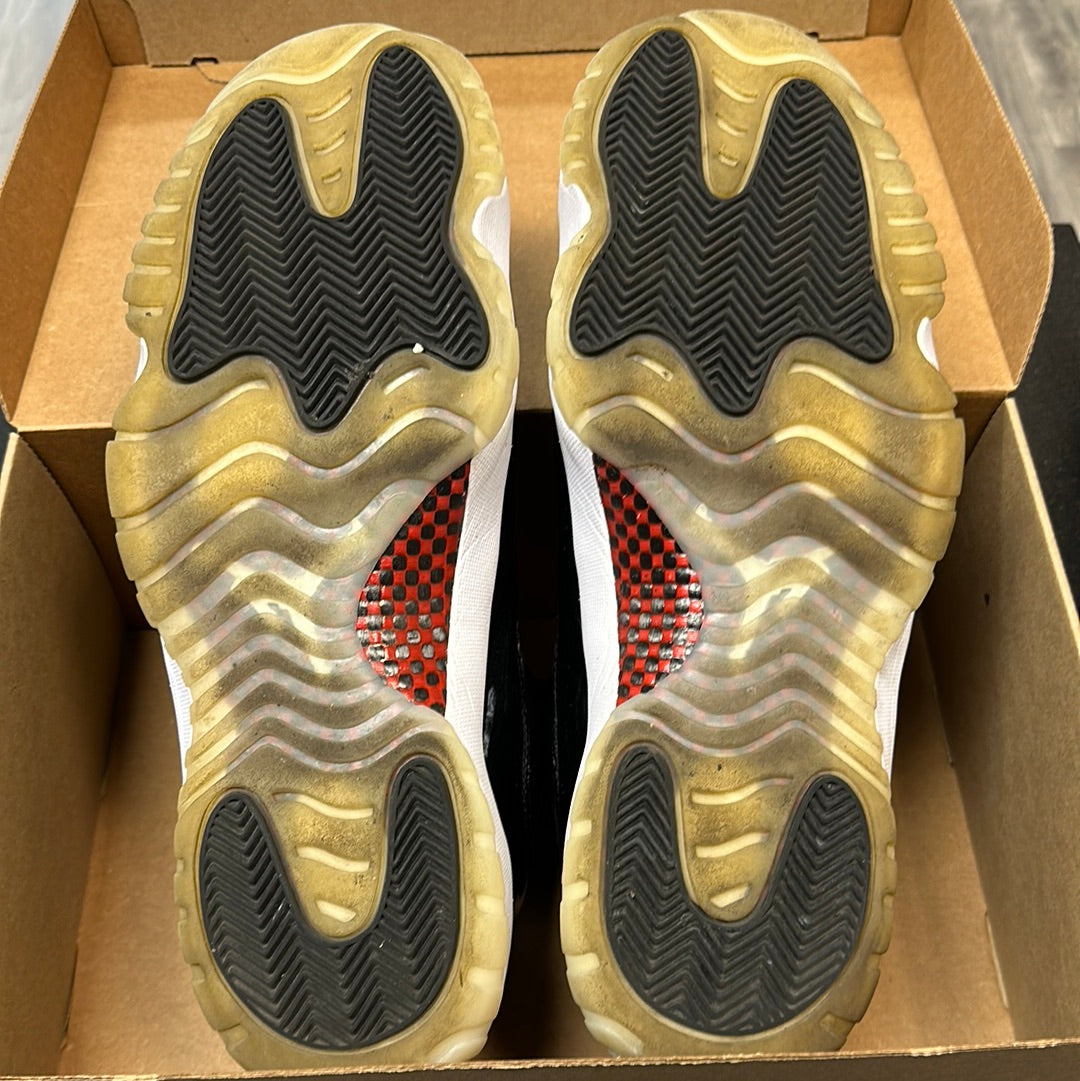 72-10 Jordan 11 Low (USED;NO BOX)