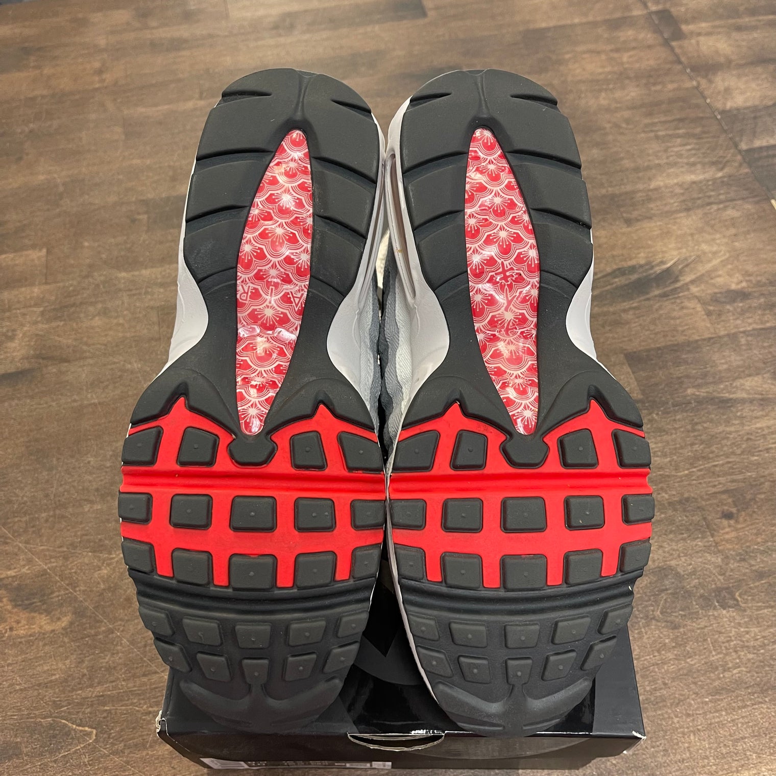 Smoke Grey Air Max 95 (USED)