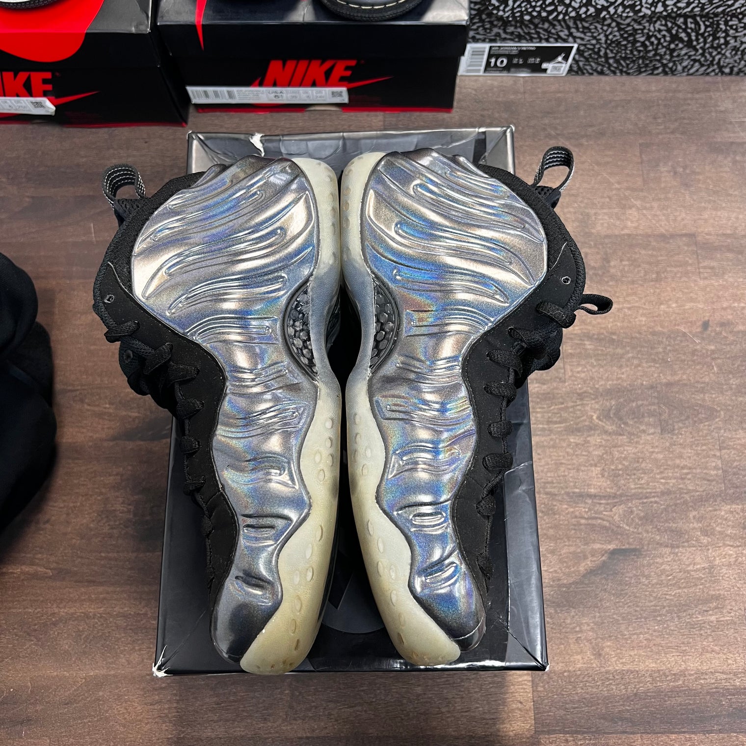 Hologram Foamposite (USED)