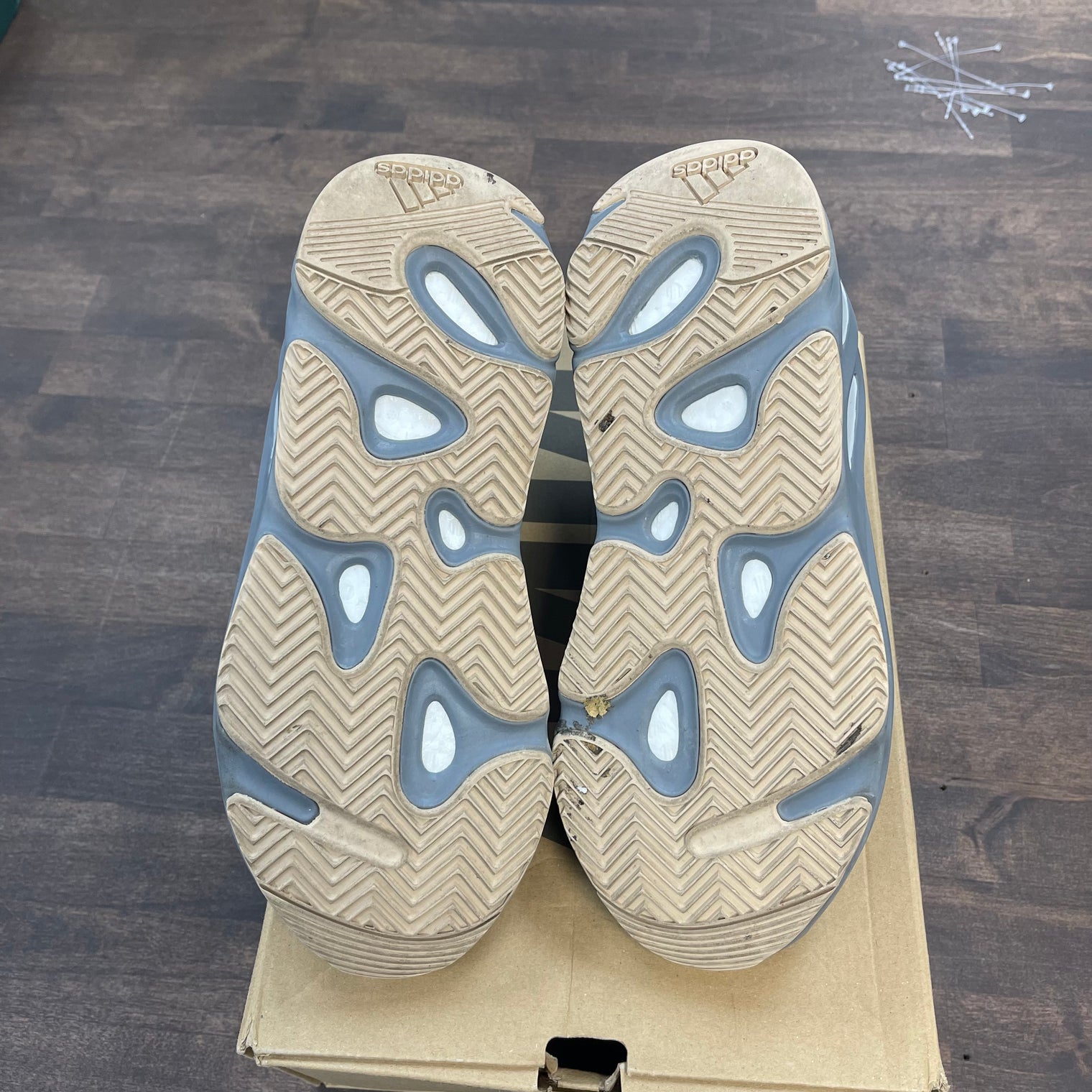 Teal Blue Yeezy 700 (USED)
