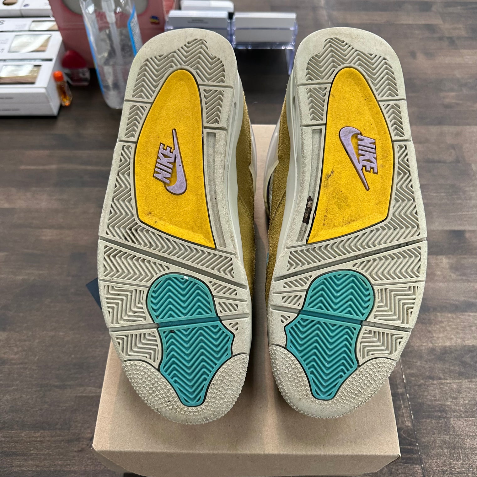Union LA Moss Jordan 4 (USED, No Box)
