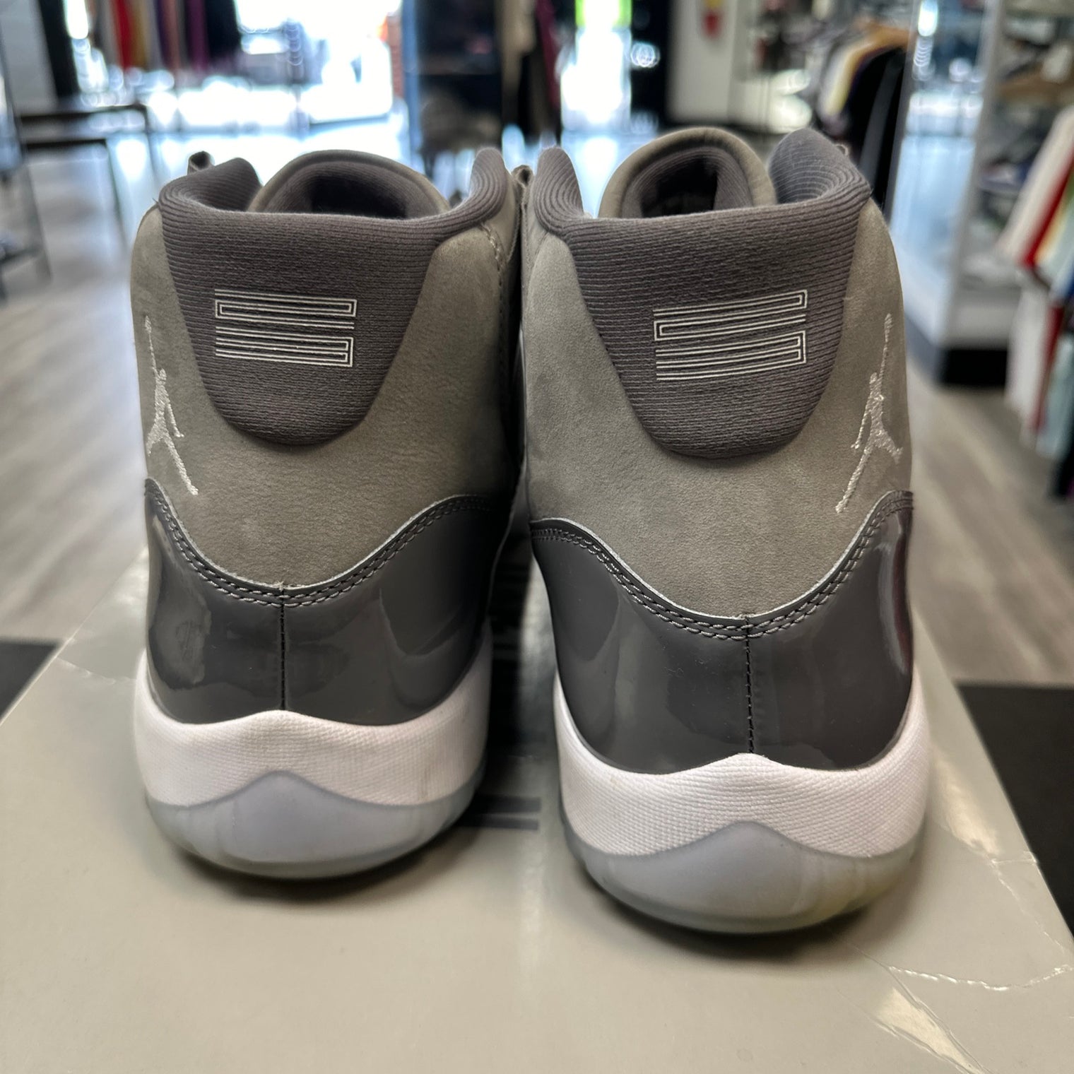 Cool Grey Jordan 11 (USED)