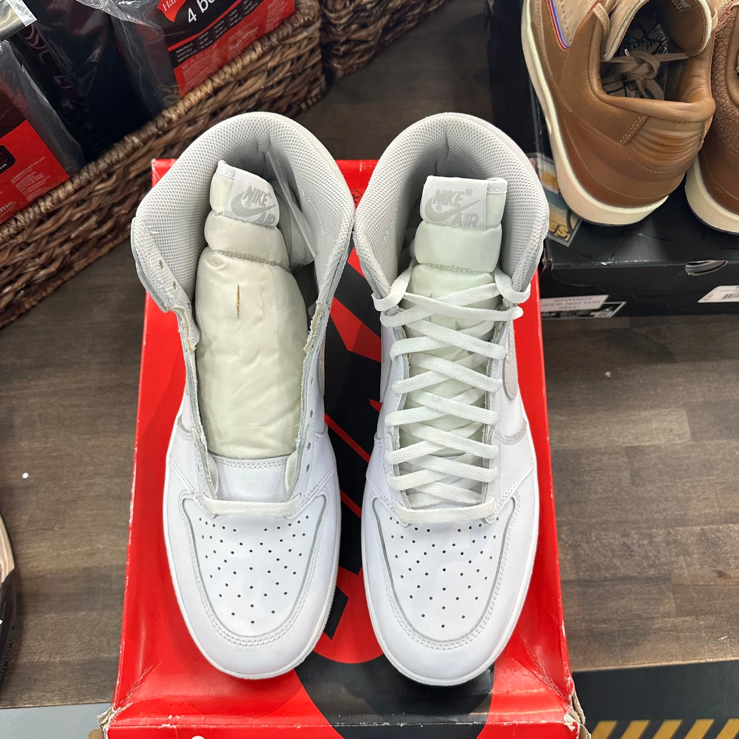 Neutral Grey Jordan 1 High 85 (USED)