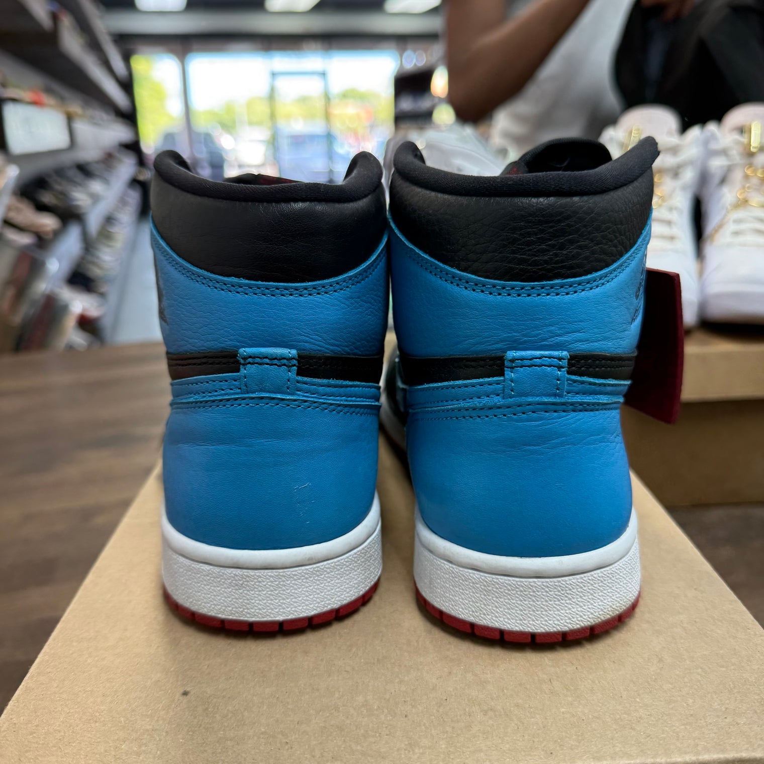 NC to Chi Jordan 1 High (W) (USED, No Box)