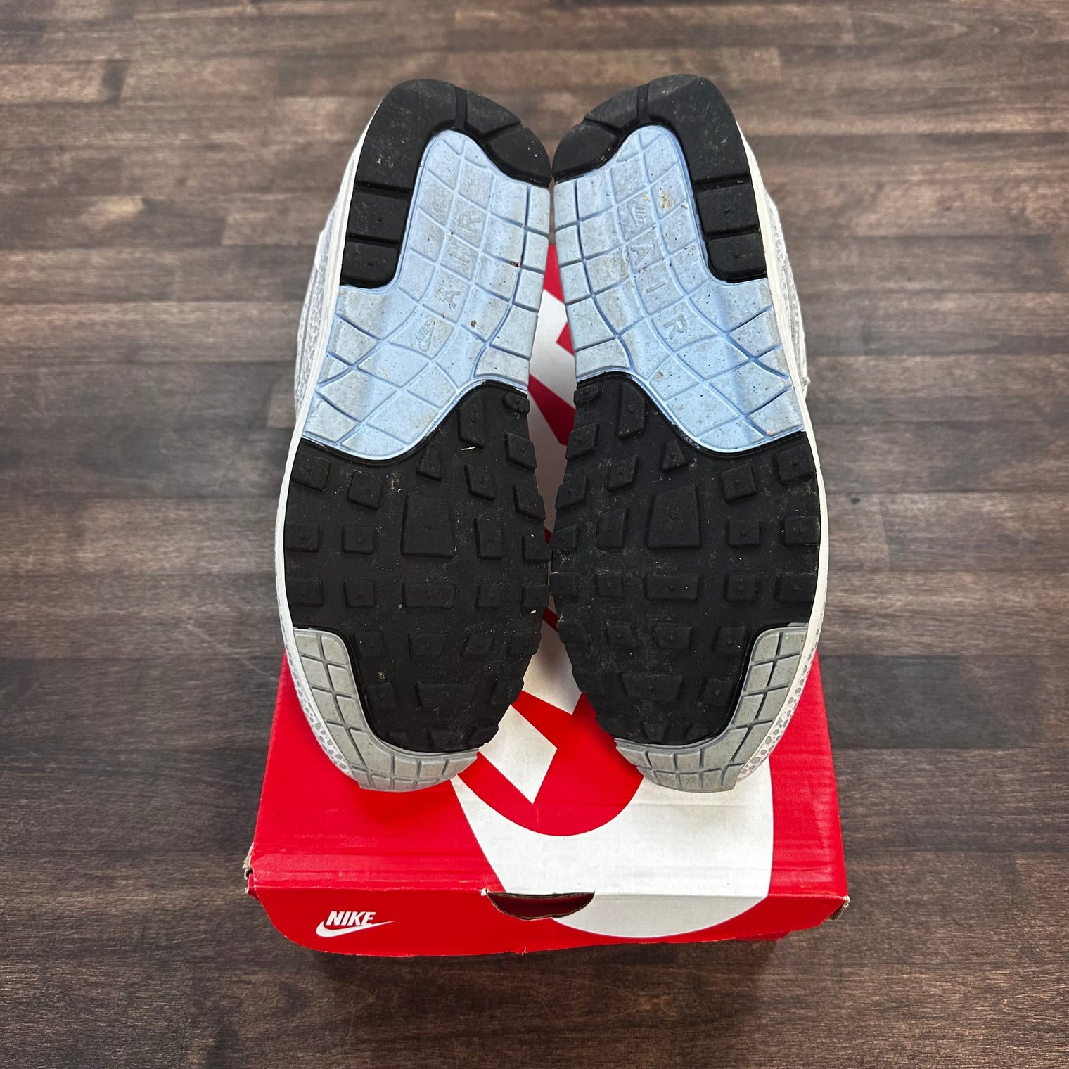 Safari Summit White Air Max 1 '87 (USED)