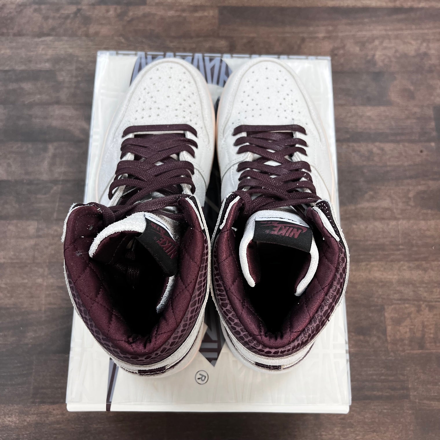A Ma Maniere Jordan 1 High (USED)