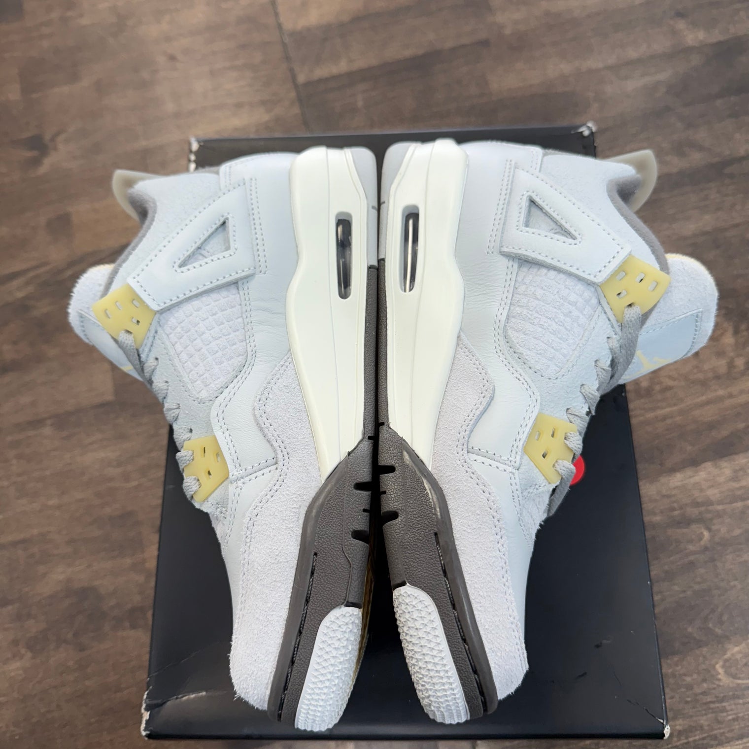 (GS) Craft Photon Dust Jordan 4 (USED)