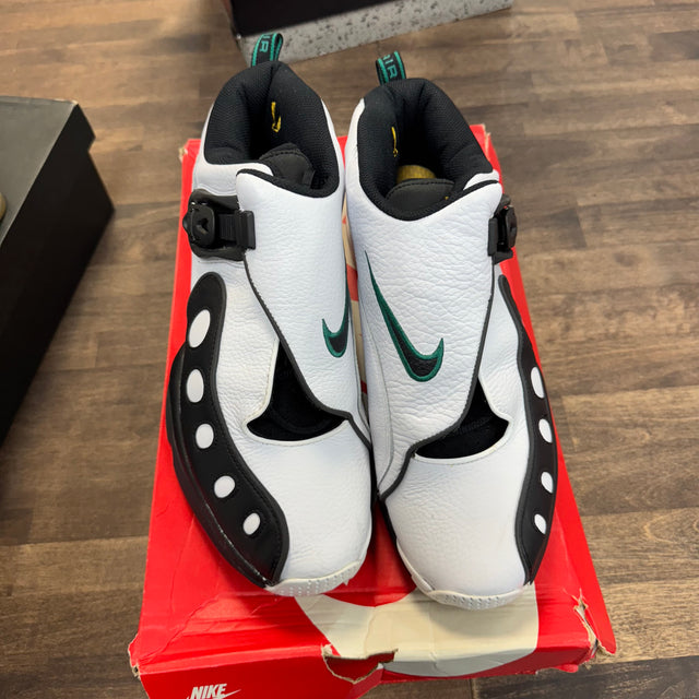 White Black Nike Zoom GP (USED)