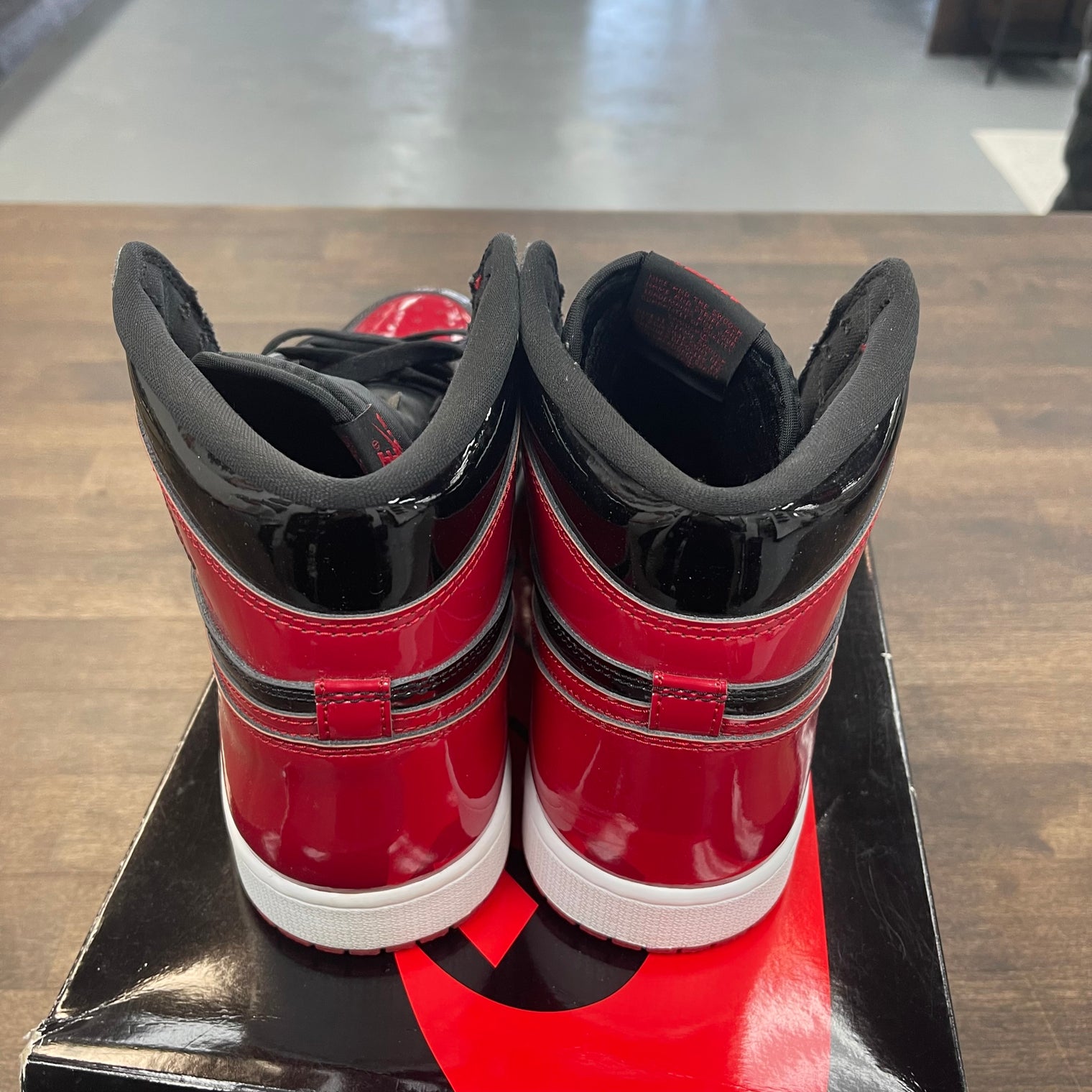Patent Bred Jordan 1 High (USED)