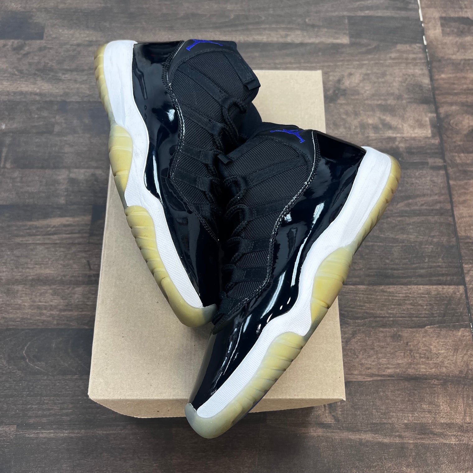 Space Jam Jordan 11 High (USED,No Box)
