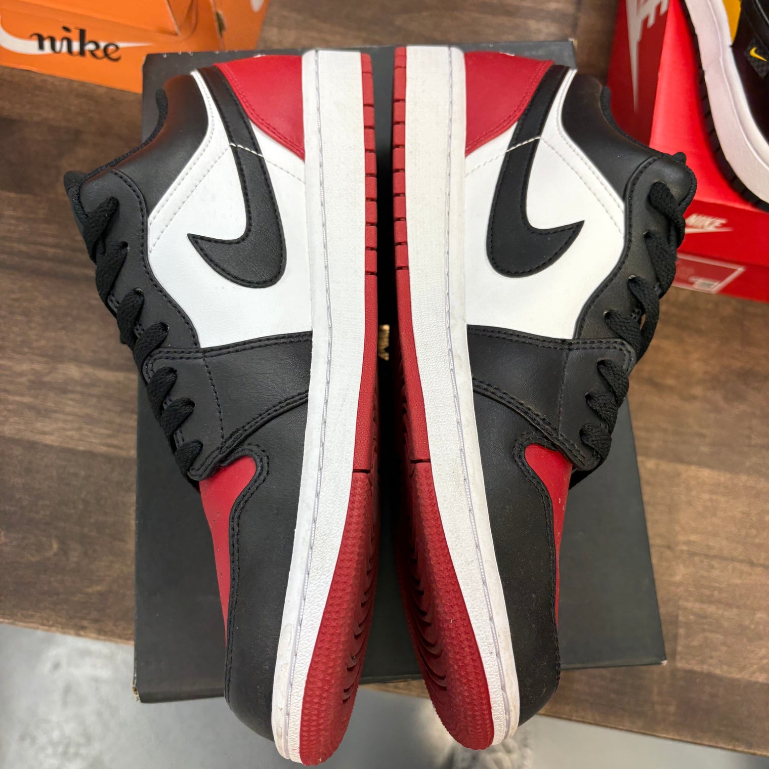 Bred Toe Jordan 1 Low (USED)