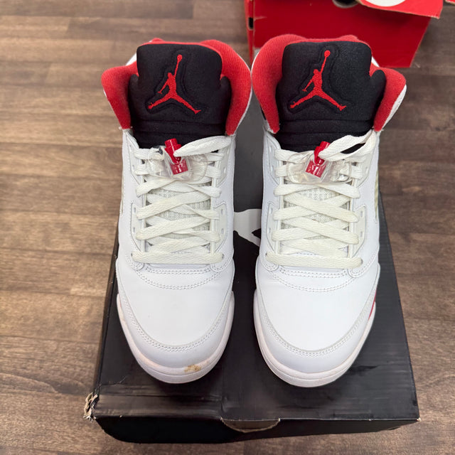 Fire Red Black Tongue Jordan 5 (2013) (GS) (USED)