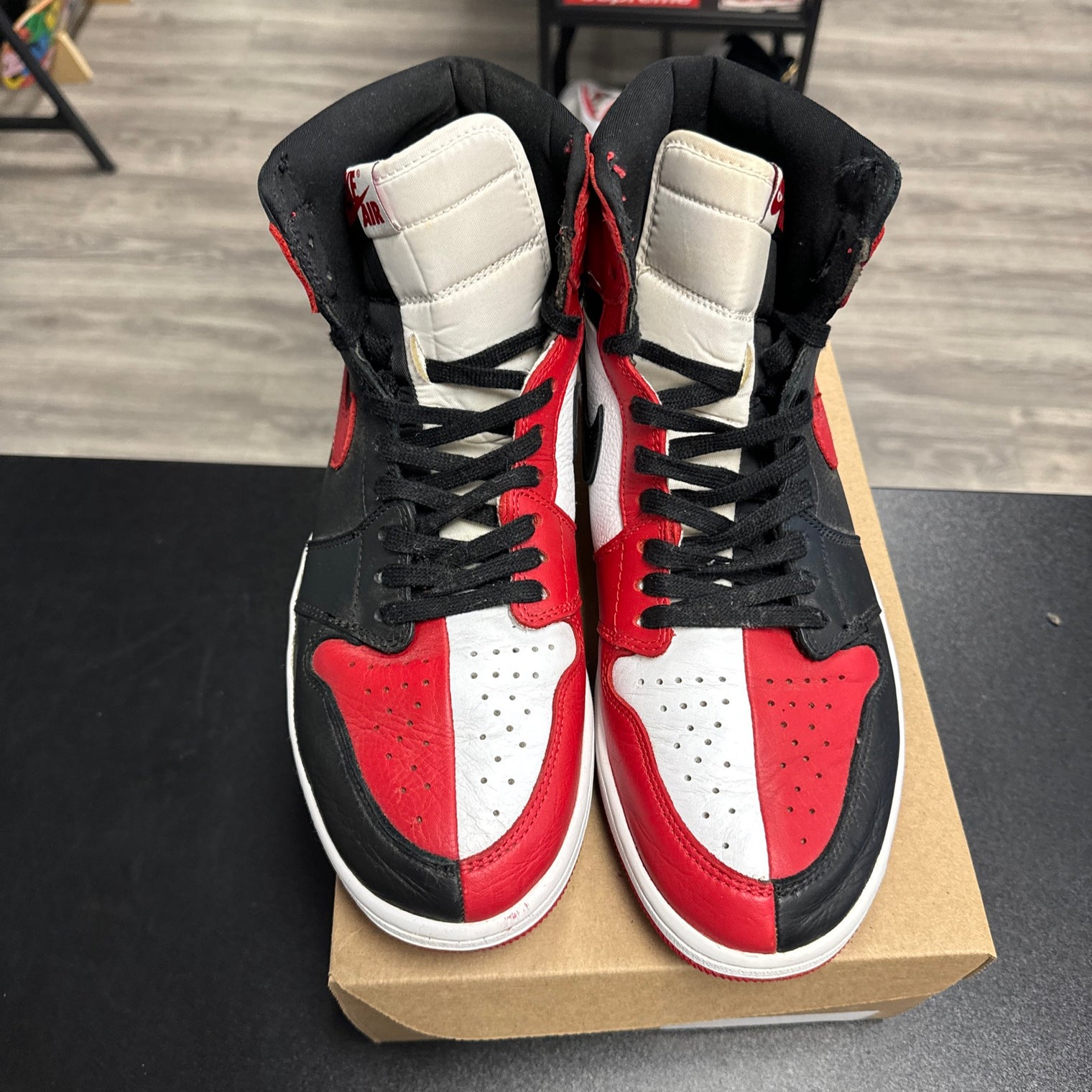 Homage to Home Jordan 1 High (USED;NO BOX)