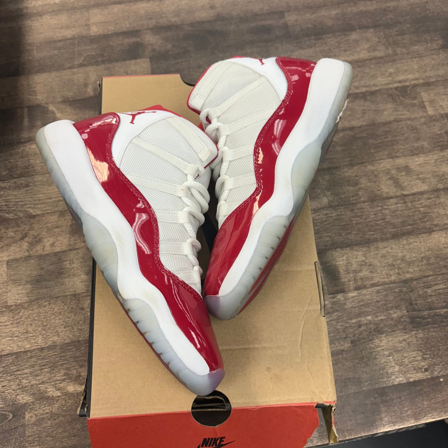 Cherry Jordan 11 (GS) (USED)