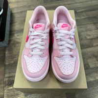 Triple Pink Dunk Low (GS) (USED,No Box)