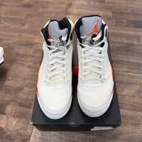 Shattered Backboard Jordan 5 Retro (USED)