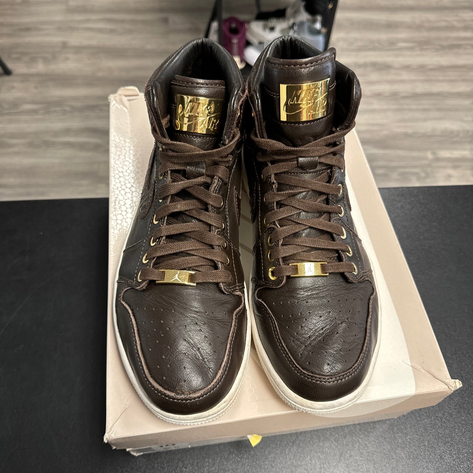 Pinnacle Baroque Brown Jordan 1 High (USED)