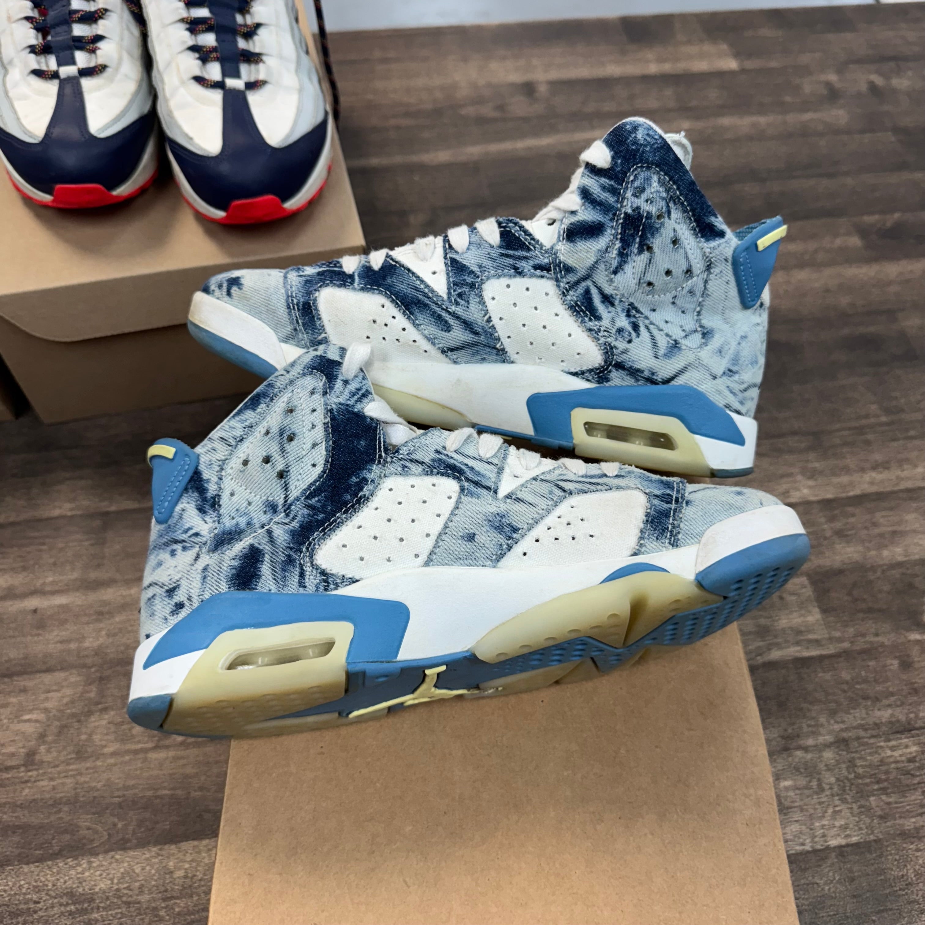 Air Jordan 6 Retro Washed Denim GS Size 6.5Y Used - Jordan Brand