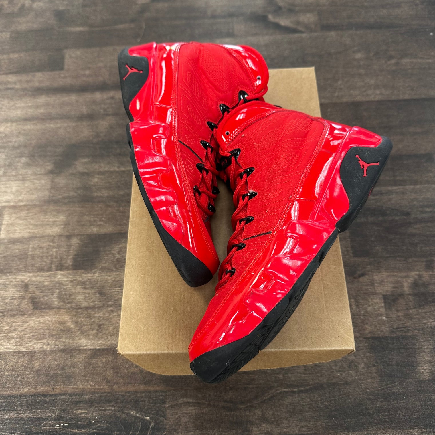 Chile Red Jordan 9 (USED, No Box)