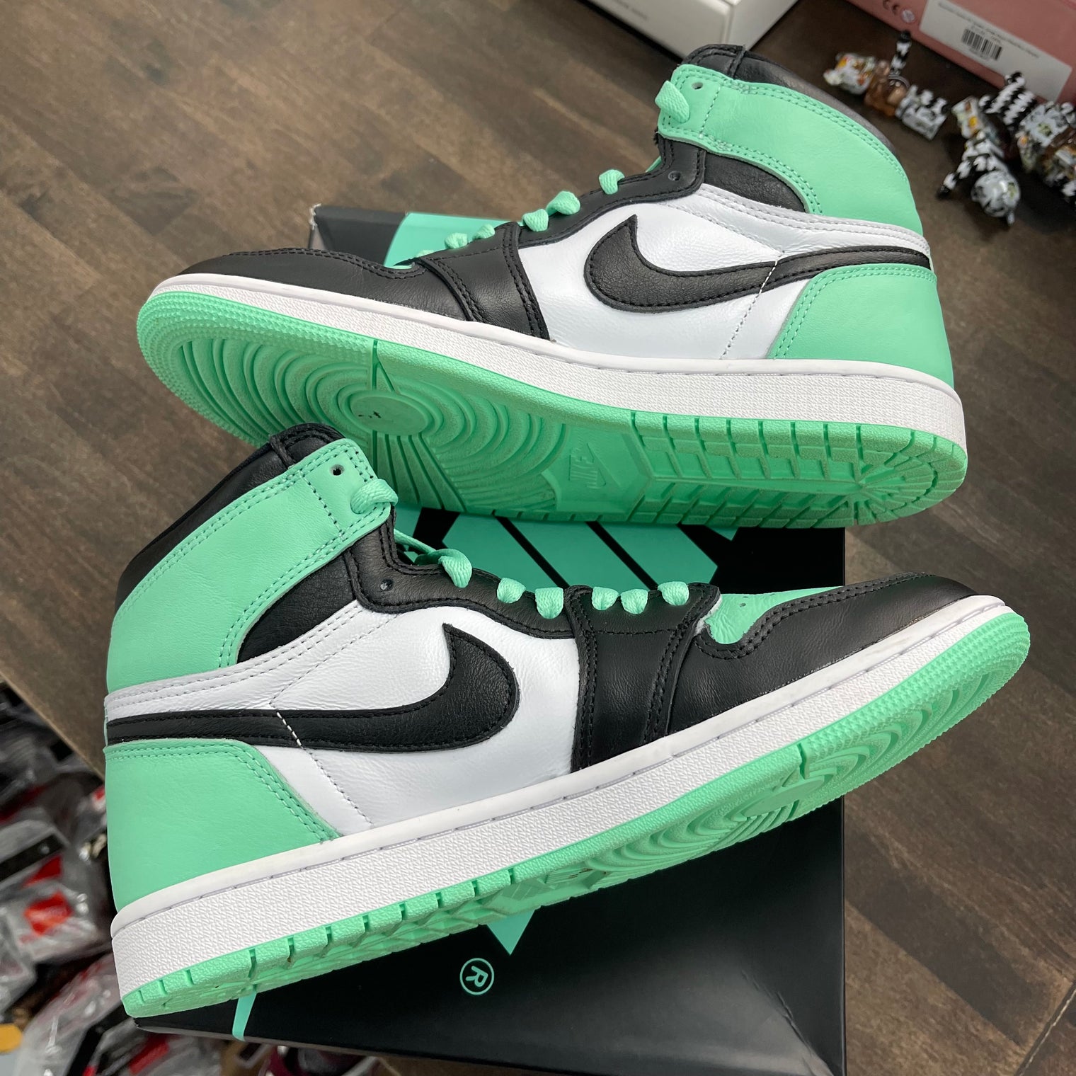 Green Glow Jordan 1 High (USED)