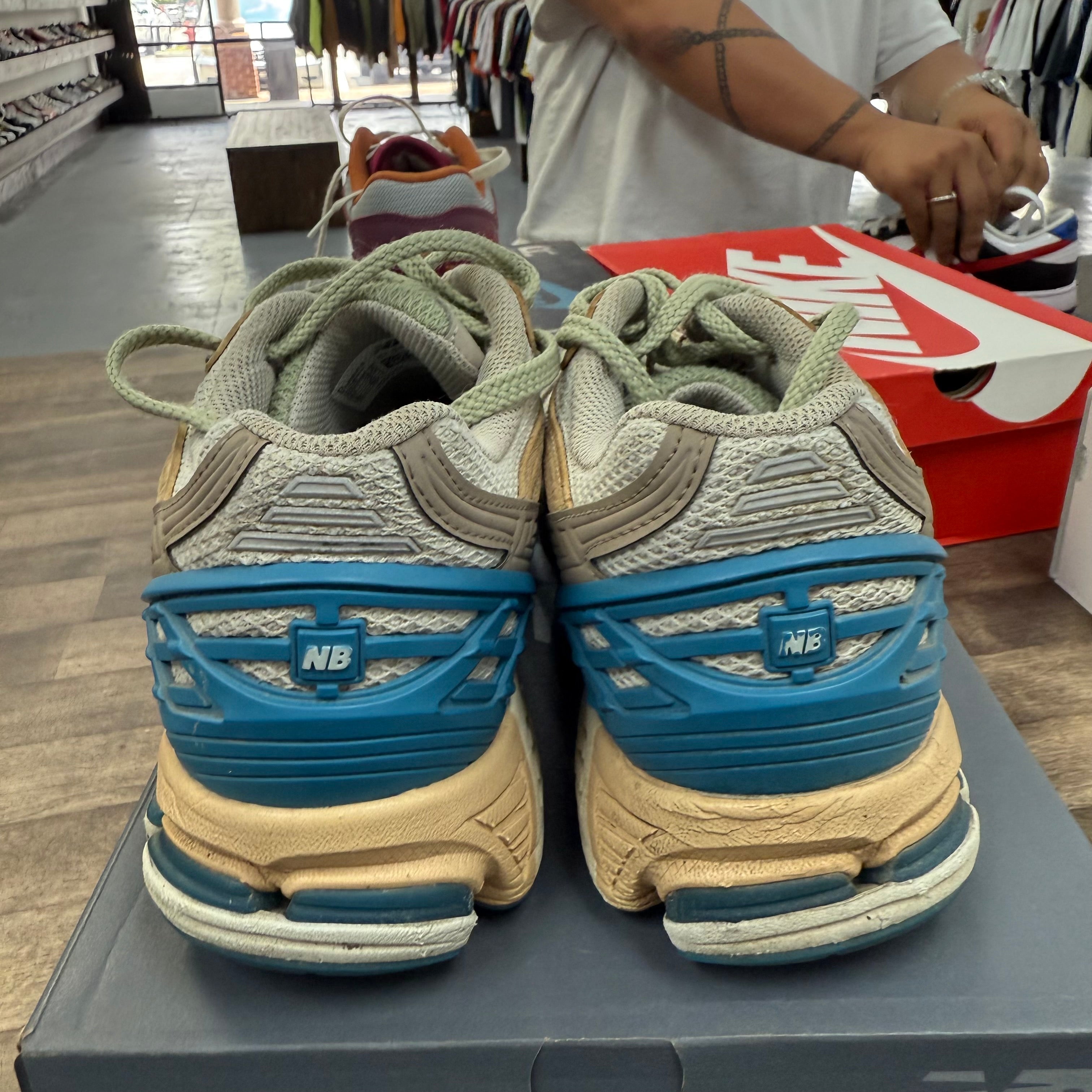 New Balance Concepts New Balance 1906 (USED) Size 9.5 (Pre-Owned) - Image 4