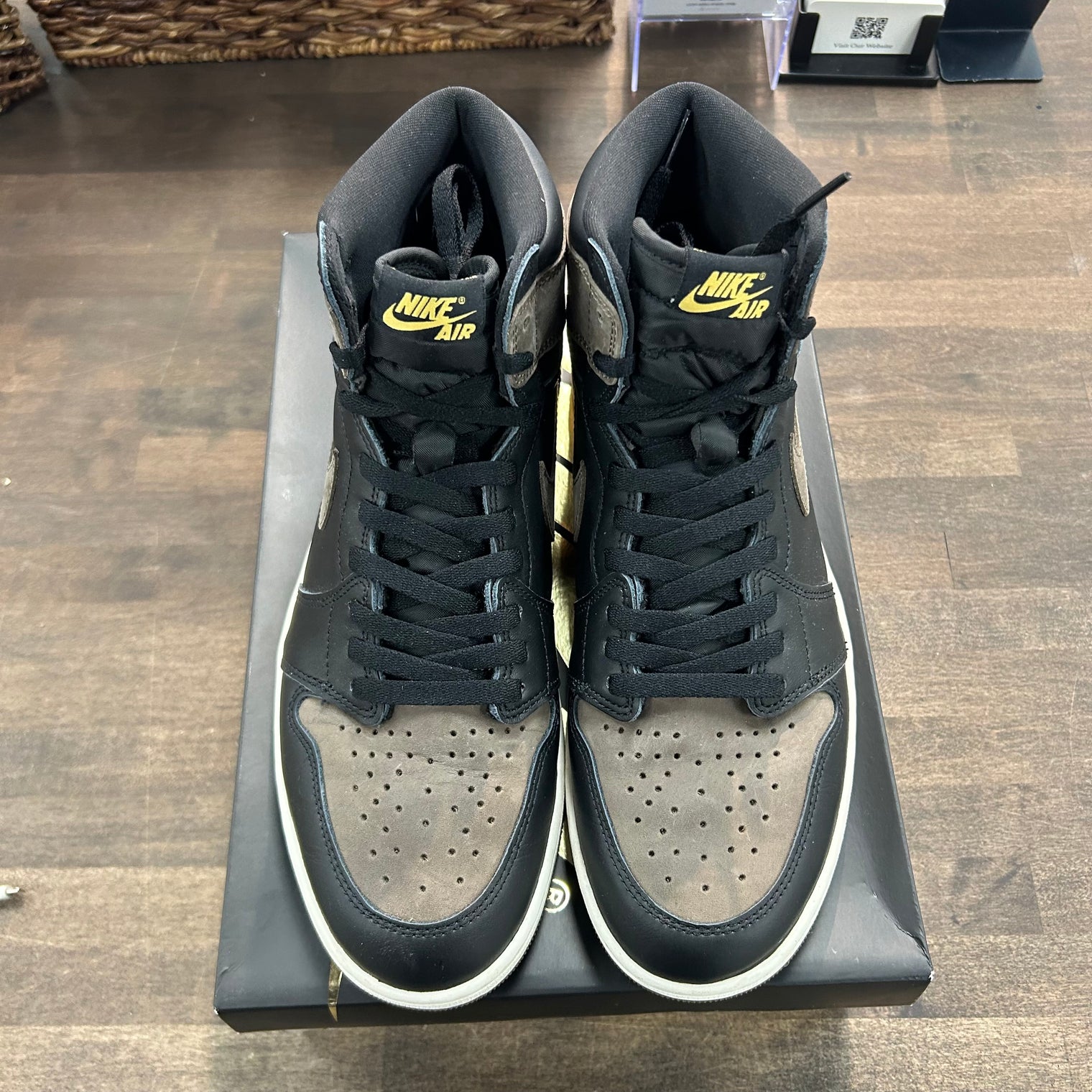 Palomino Jordan 1 Retro High OG (USED)