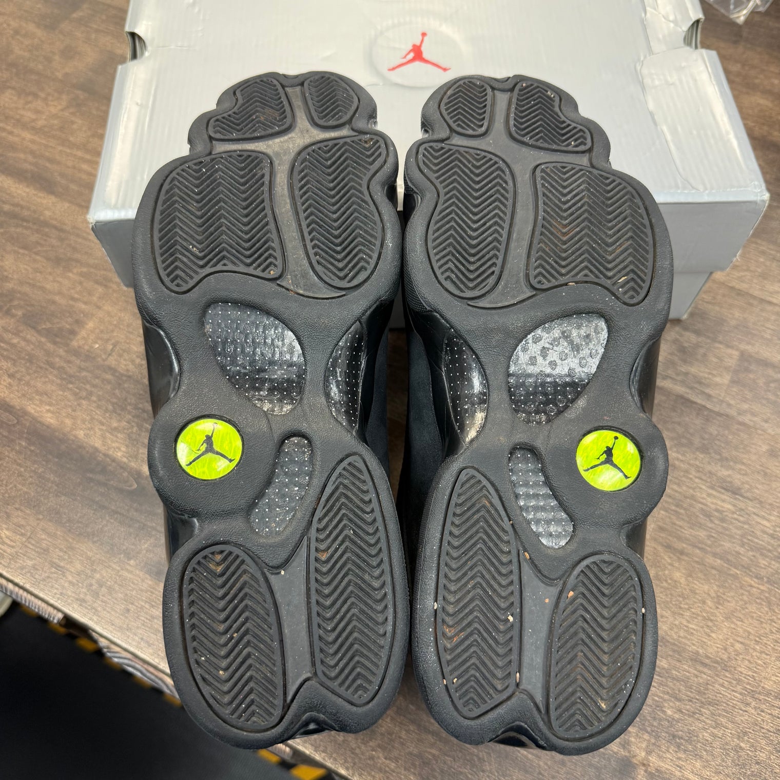 Black Cat Jordan 13 (USED)