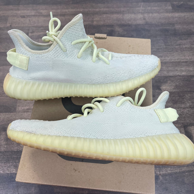 Butter Yeezy 350 (USED)