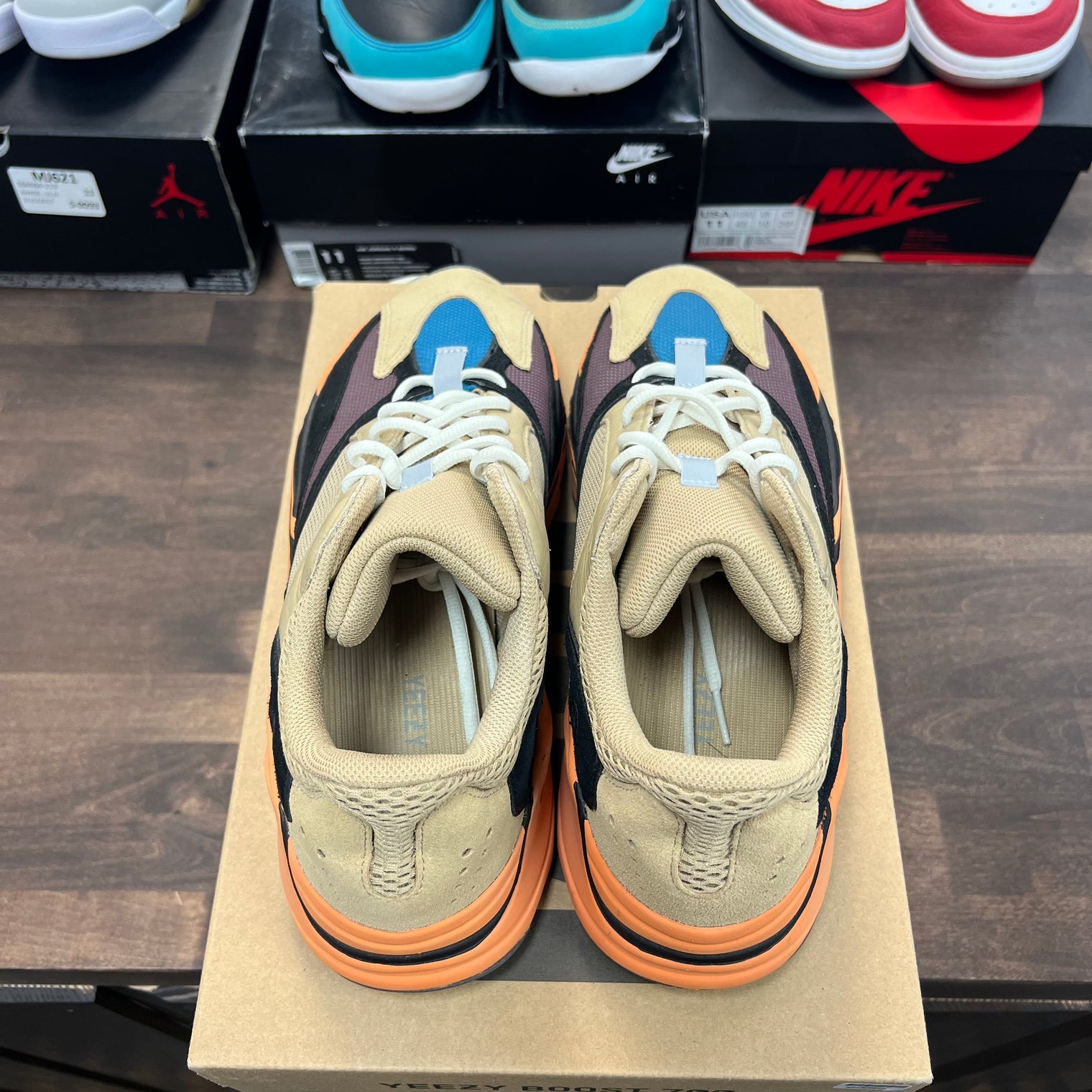 Enflame Yeezy 700 (USED)