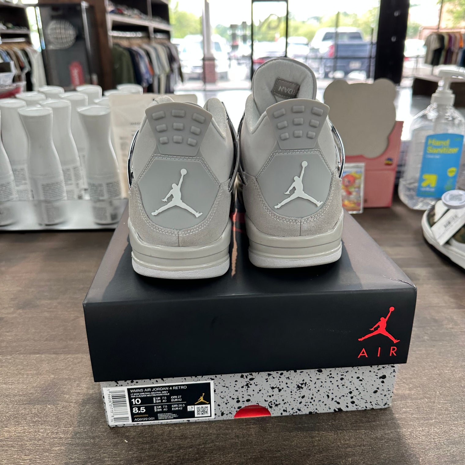 Frozen Moment Jordan 4 (W) (USED)