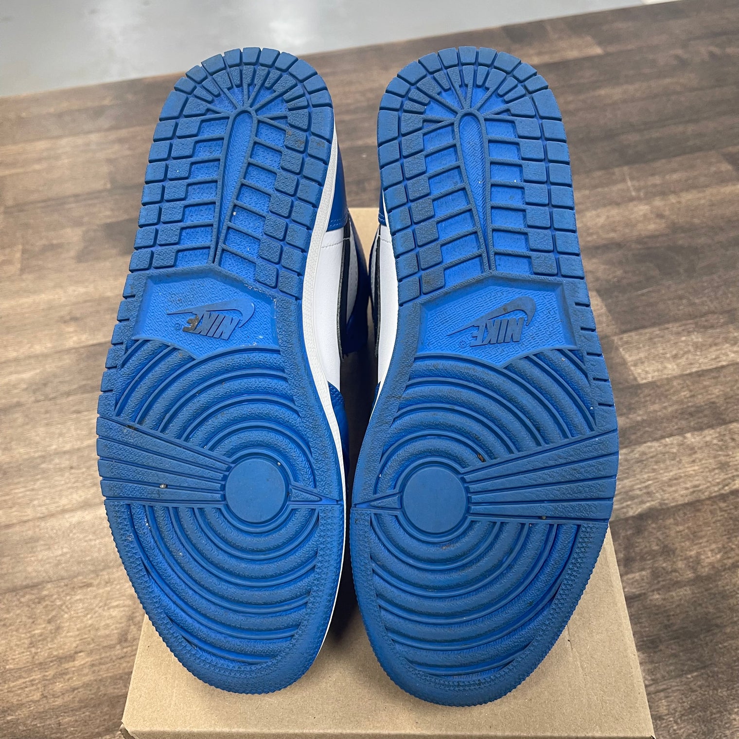 Jordan 1 High Rare Air Soar Blue (USED, No Box)
