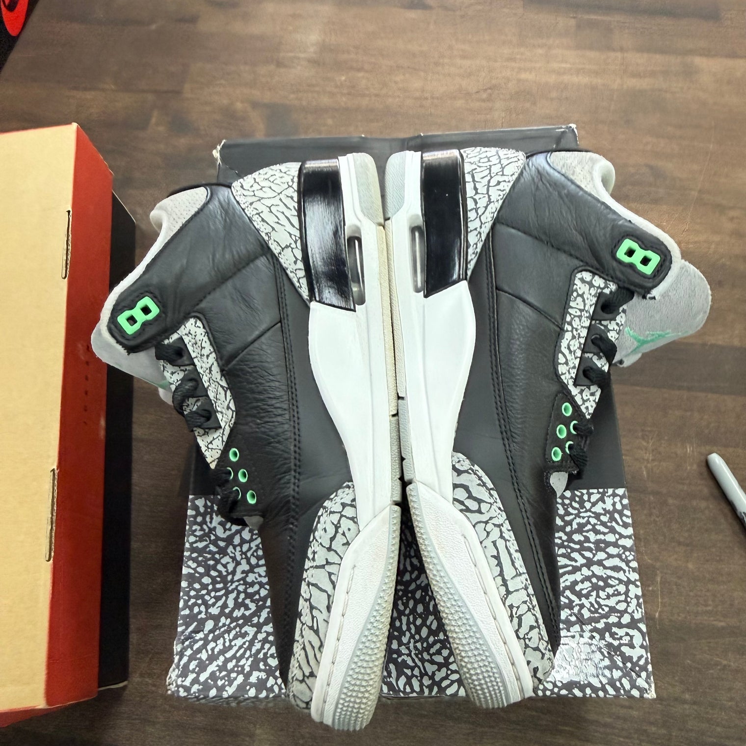 Green Glow Jordan 3 Retro (USED)