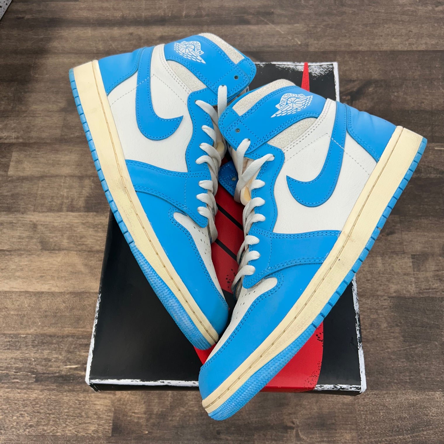 UNC Reimagined Jordan 1 High (USED)