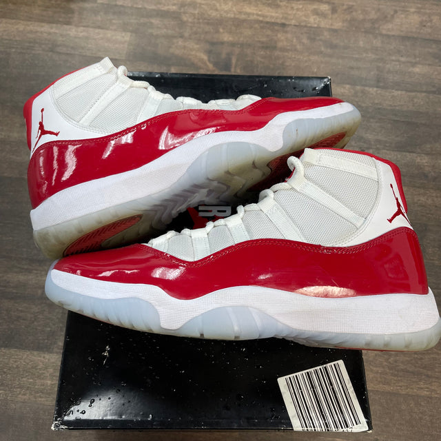 Cherry Jordan 11 (USED)