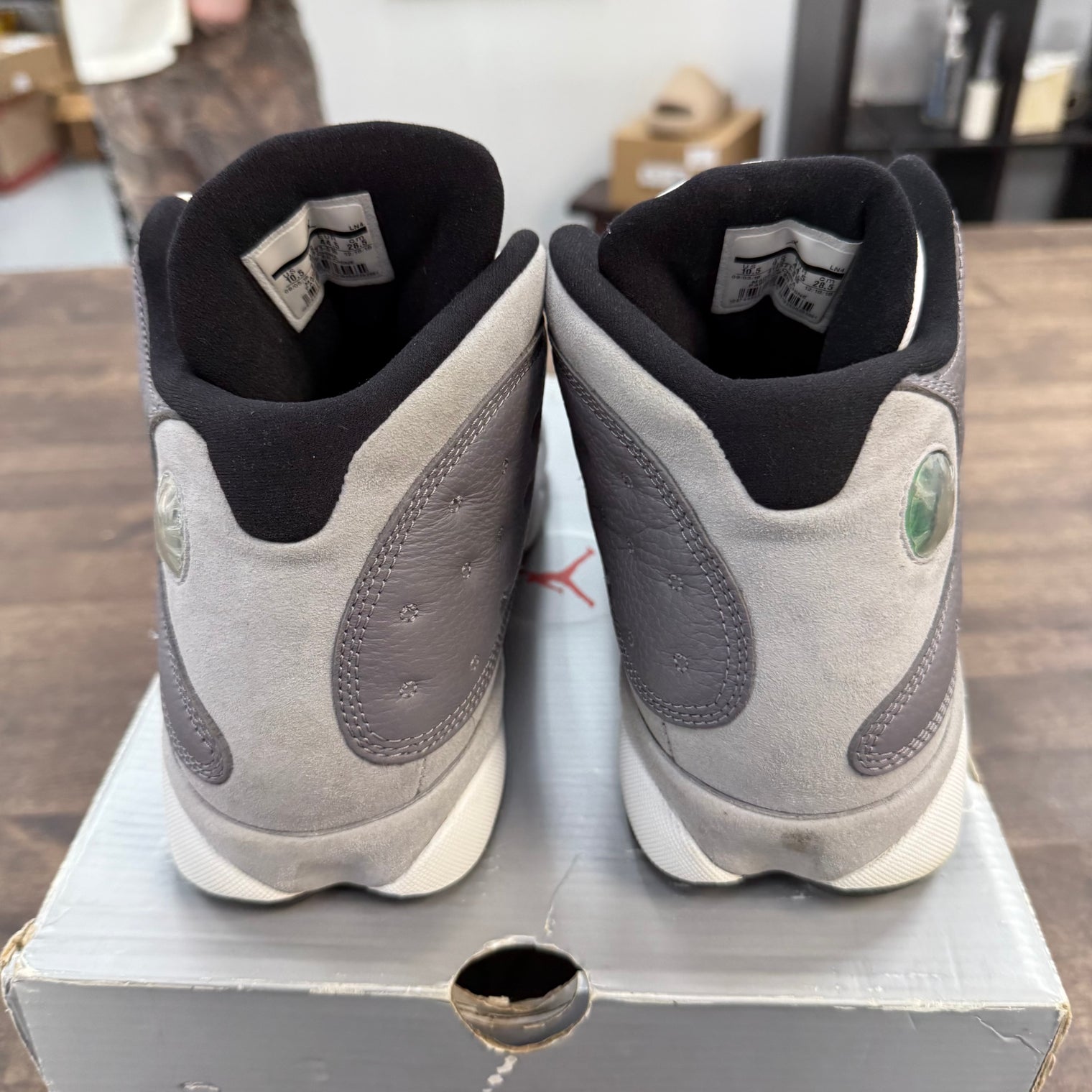 Atmosphere Jordan 13 Retro (USED)
