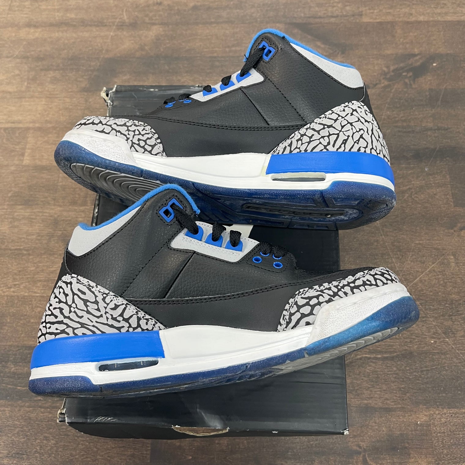 (GS) Sport Blue Jordan 3 (USED)