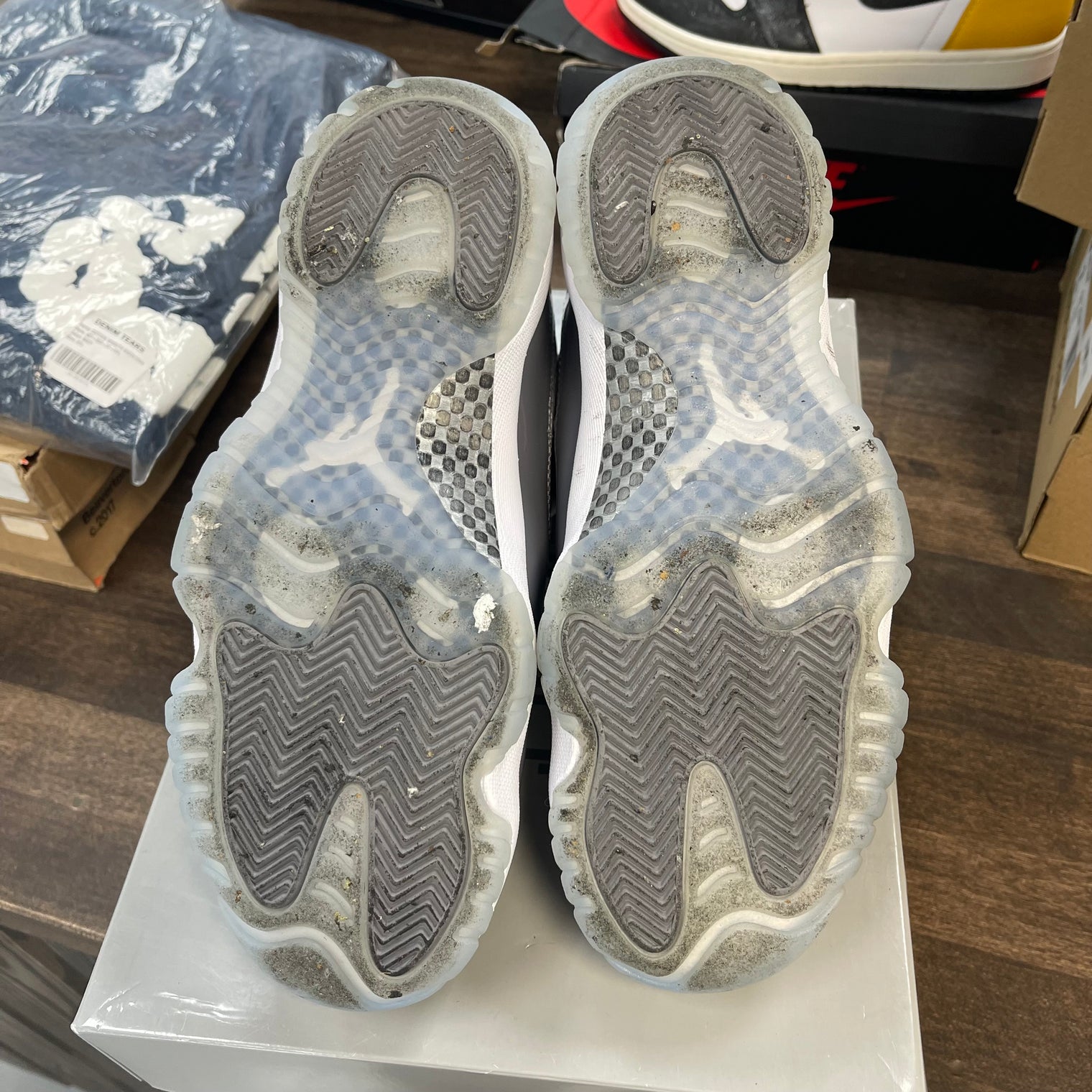 Cool Grey Jordan 11 (USED)