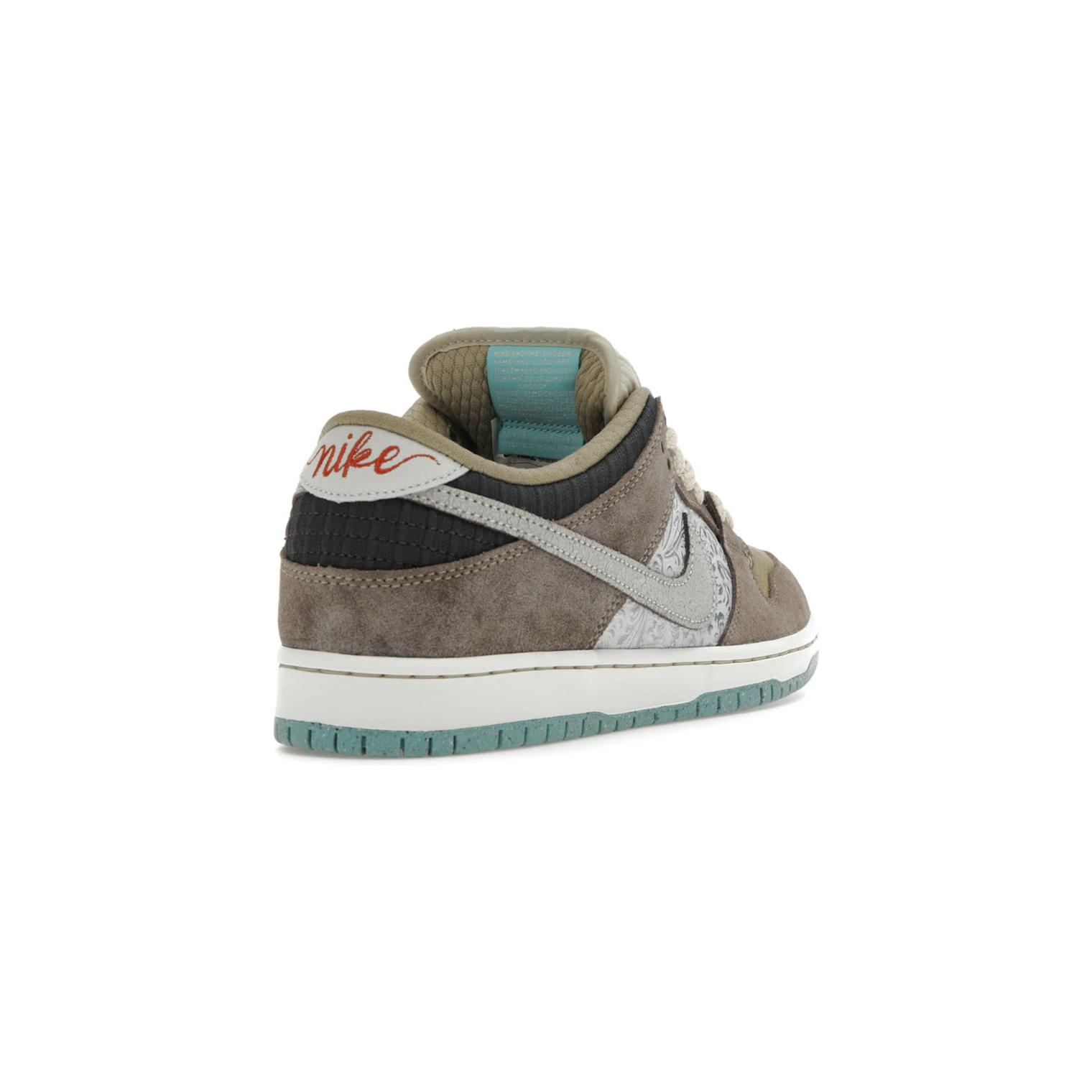 nike_sb_dunk_low_big_money_savings_2