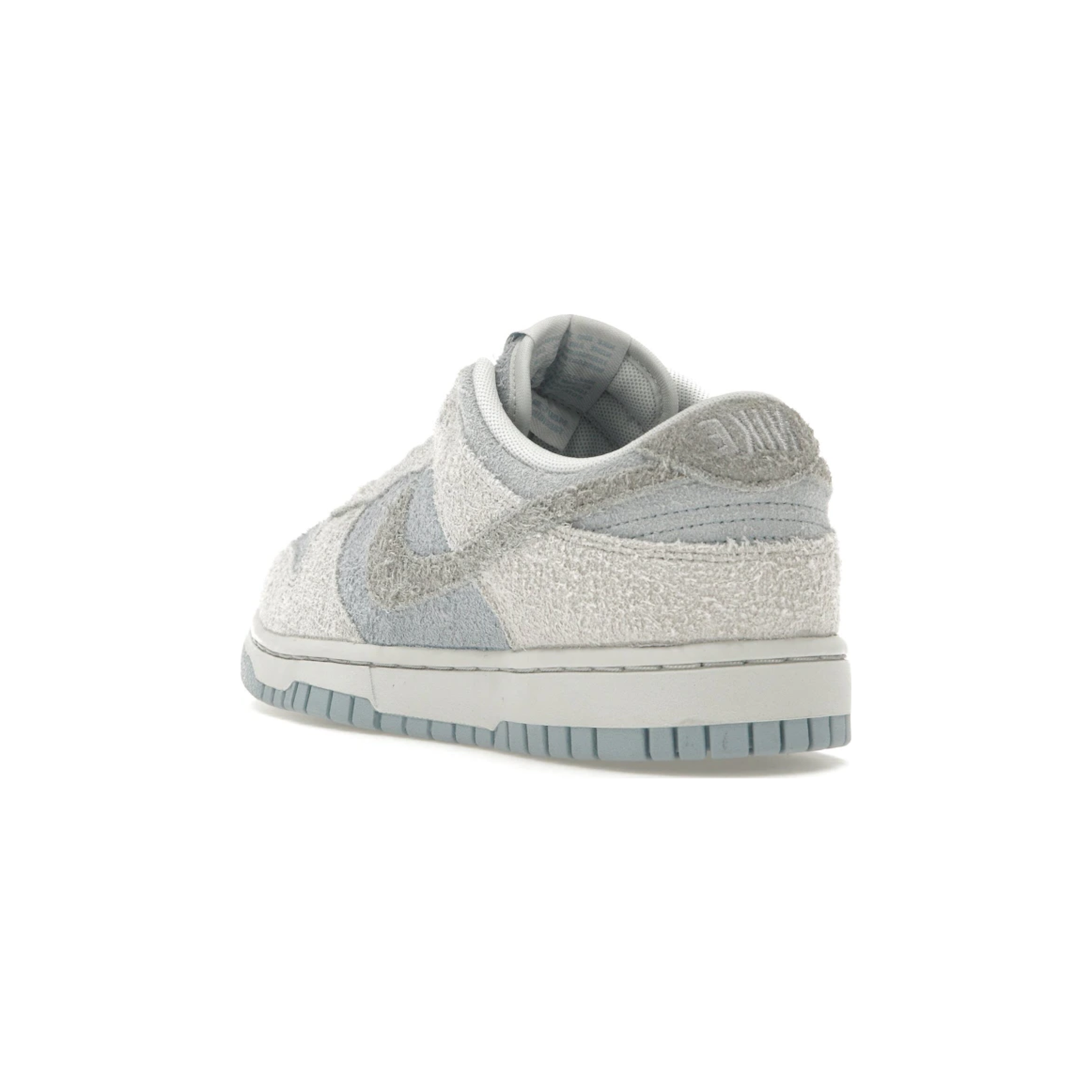 nike_dunk_low_light_armory_blue_photon_dust_womens_2