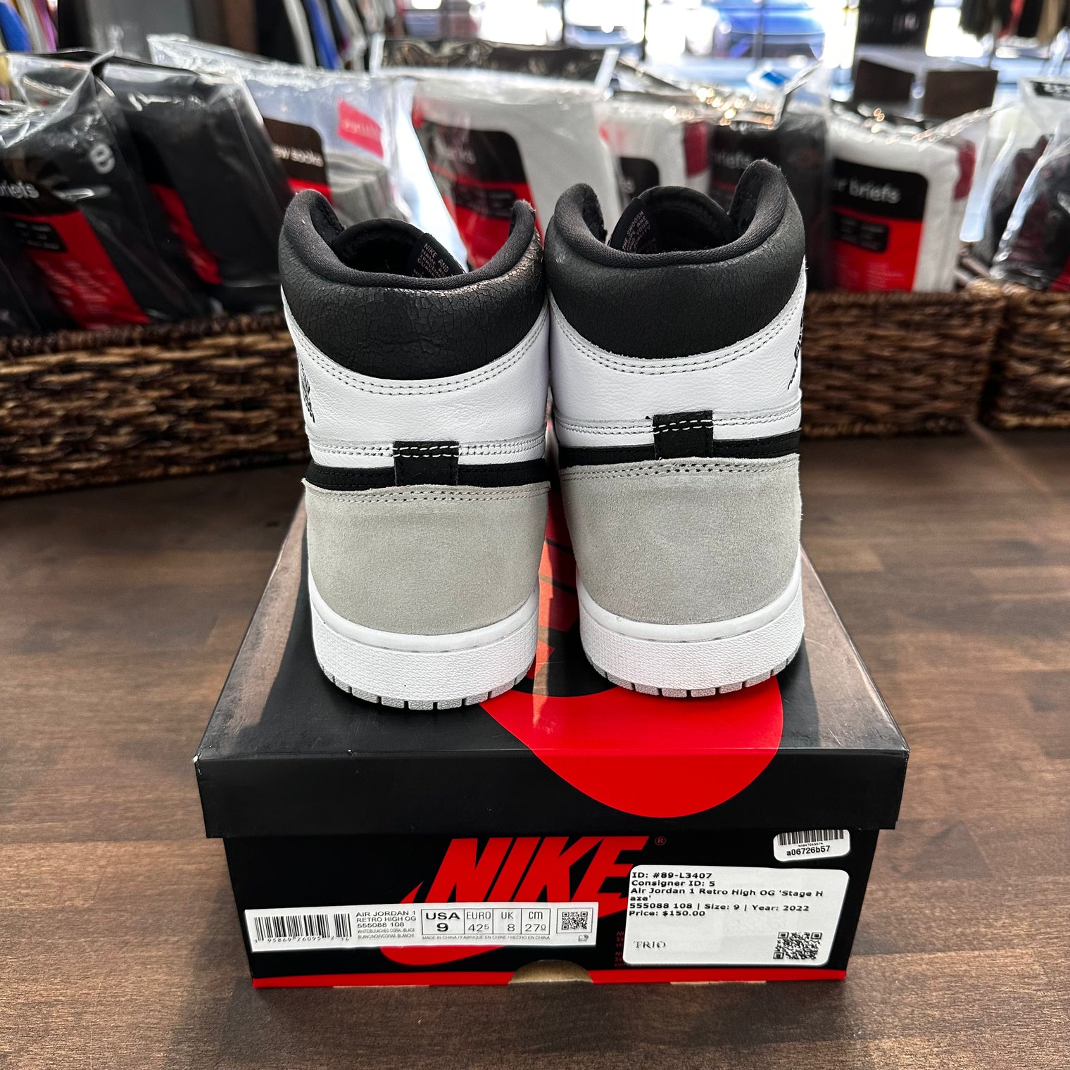 Air Jordan 1 High OG Bleached Coral (USED)