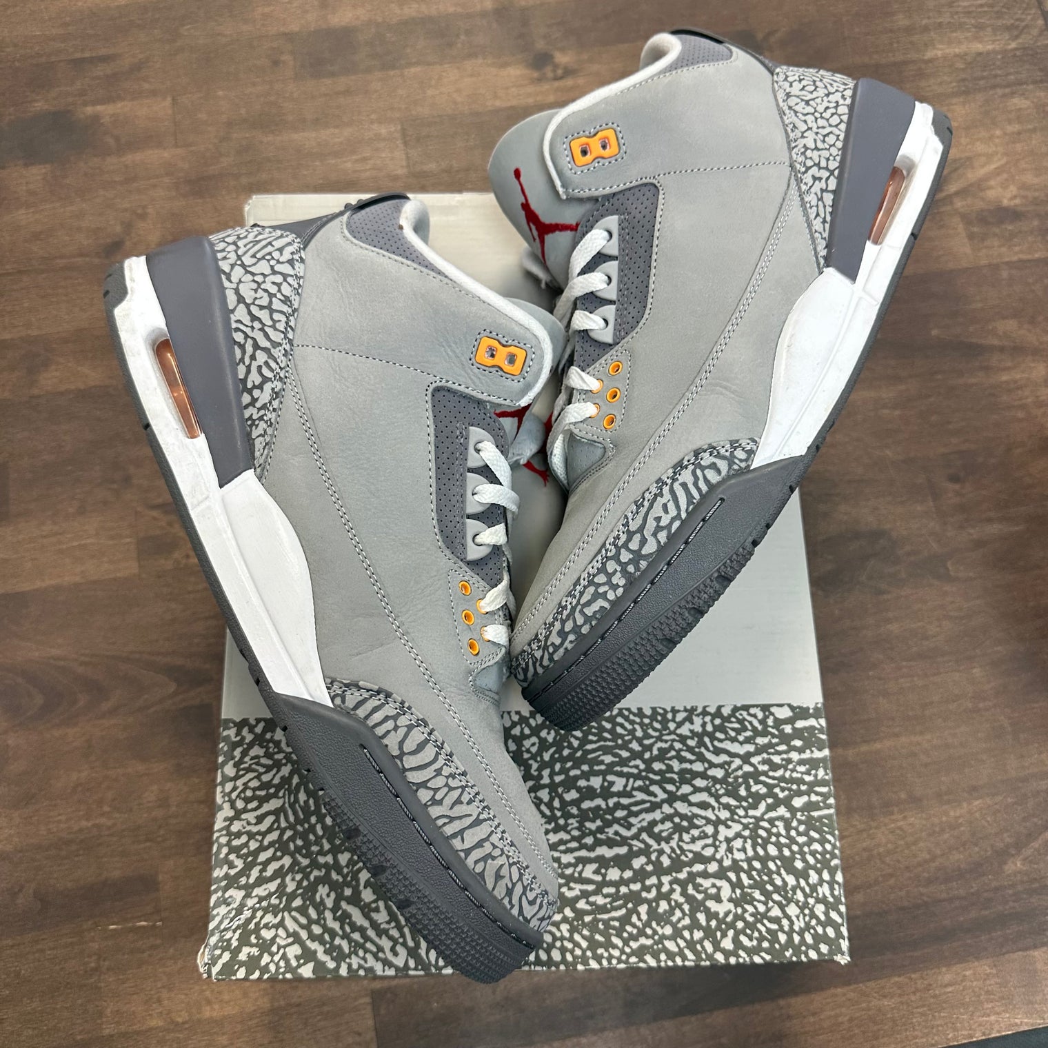 Cool Grey Jordan 3 (USED)