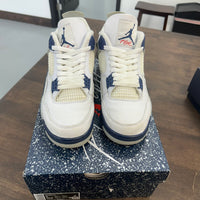 Midnight Navy Jordan 4 (USED)